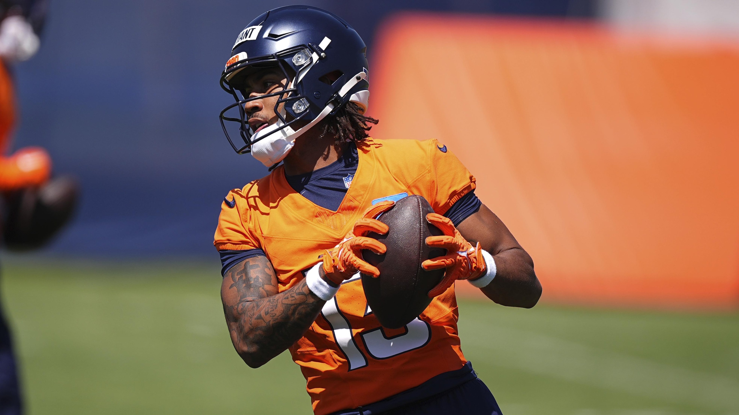 Broncos Football