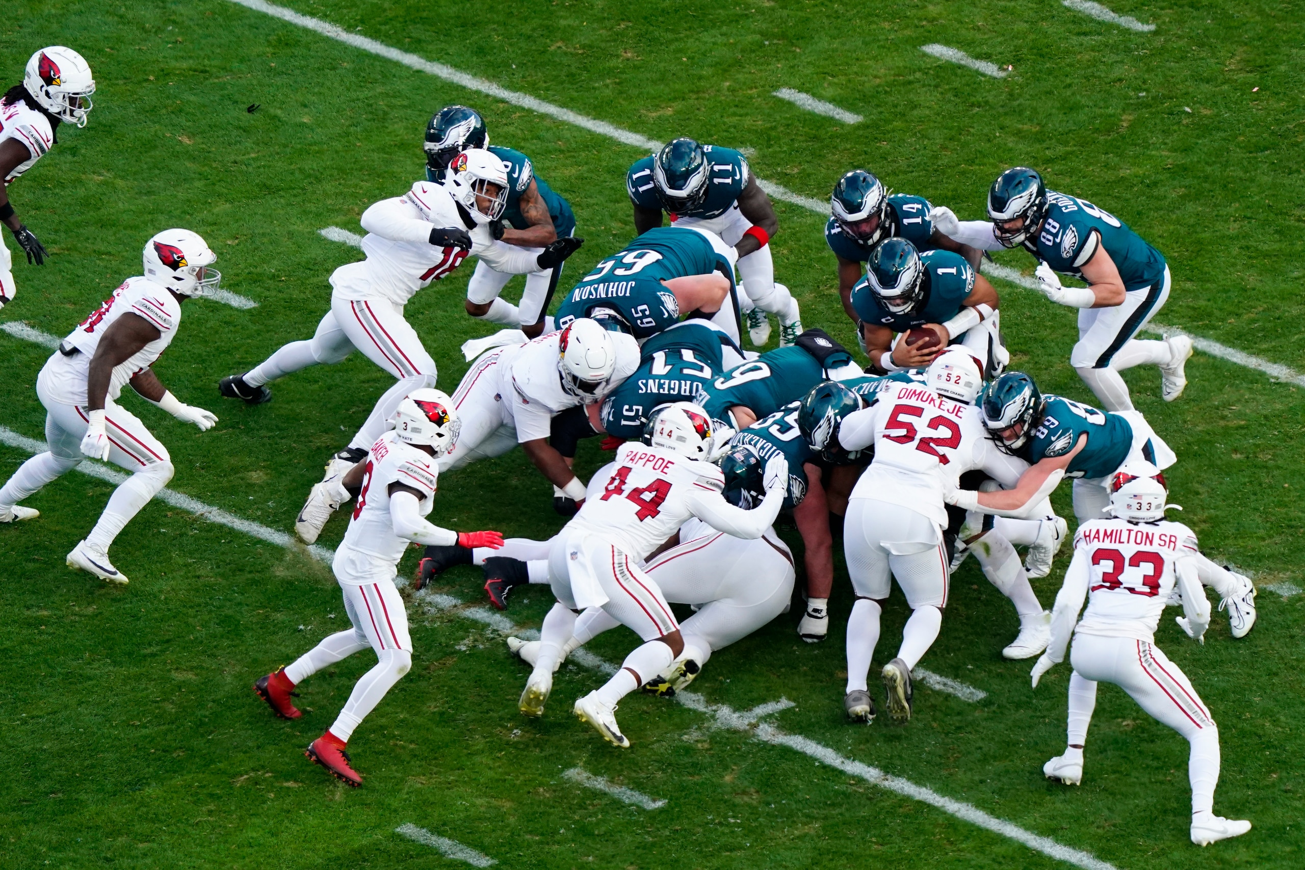 Cardinals Eagles Football