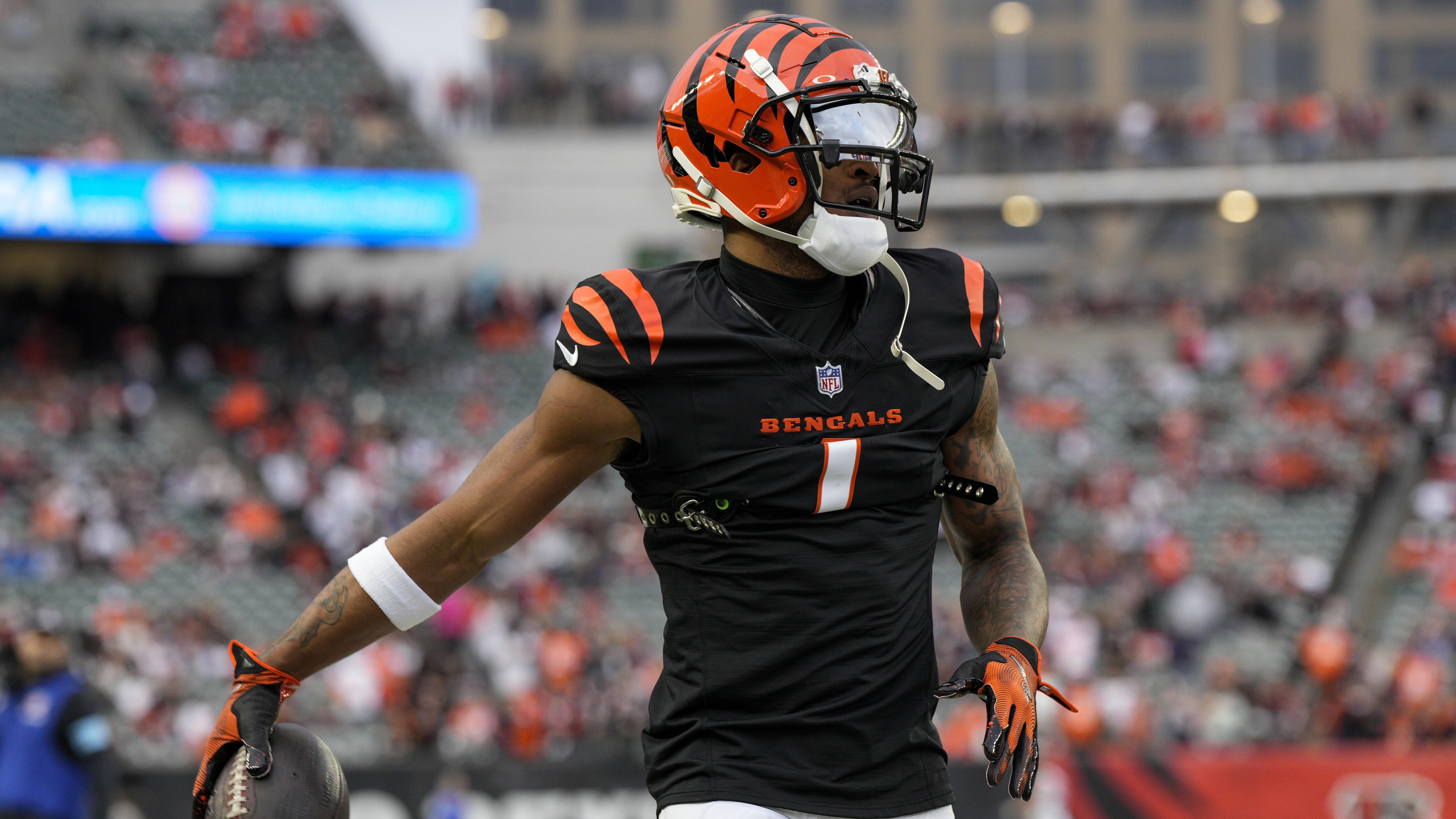 Broncos Bengals Football