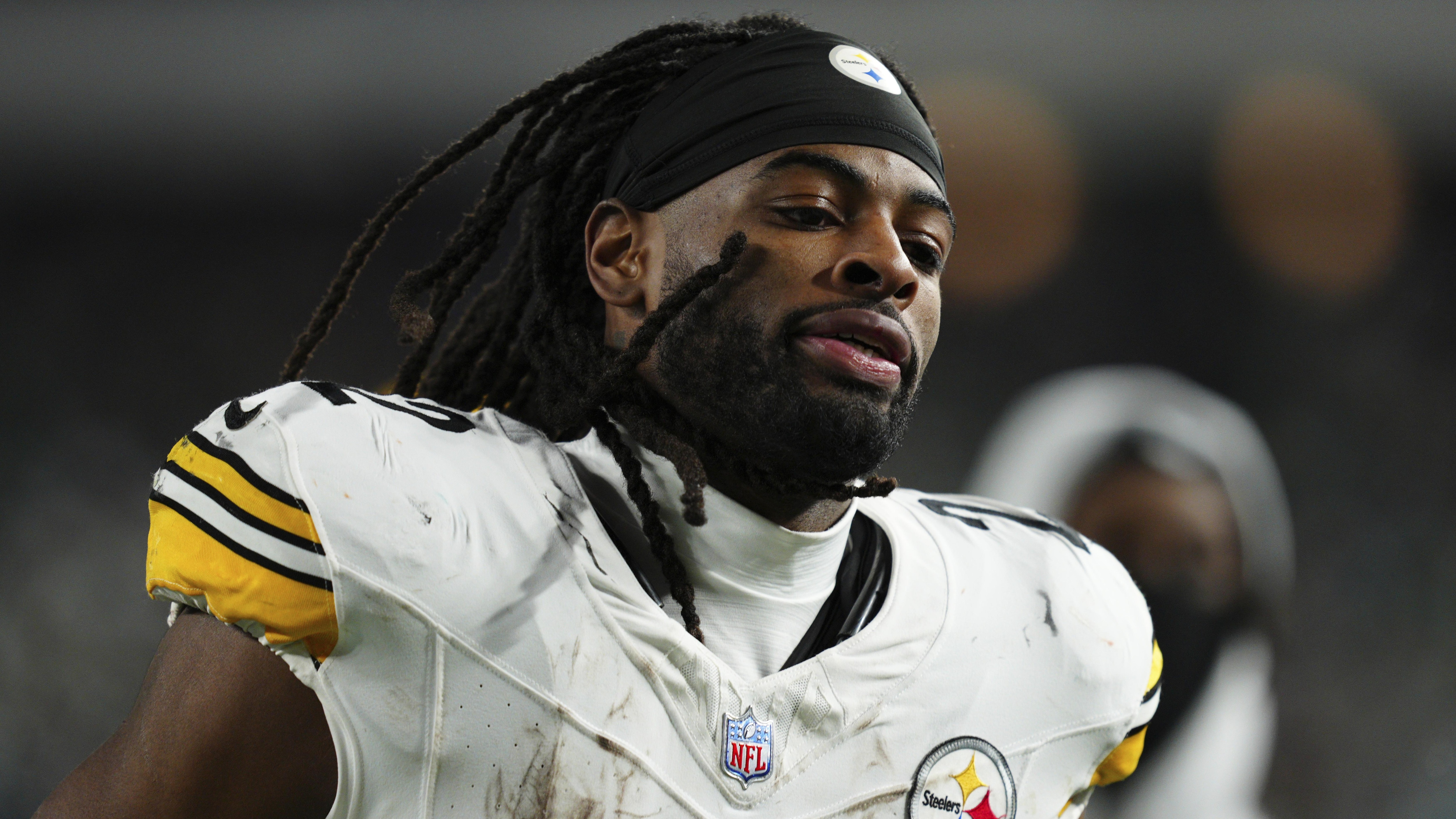 Chargers’ Najee Harris Reportedly Did ‘More’ in Practice, Latest Updates on Eye Injury