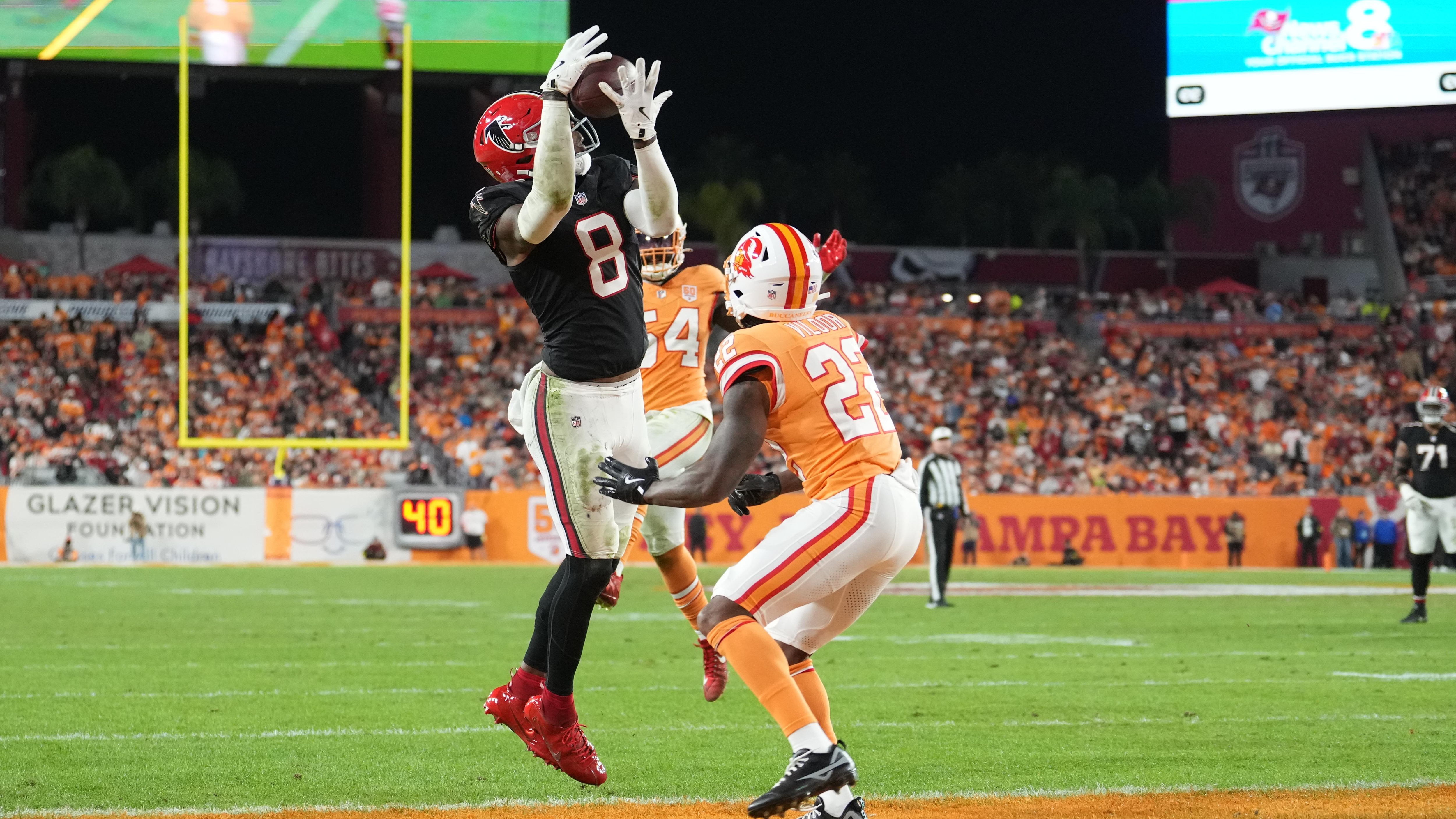 Falcons Buccaneers Football