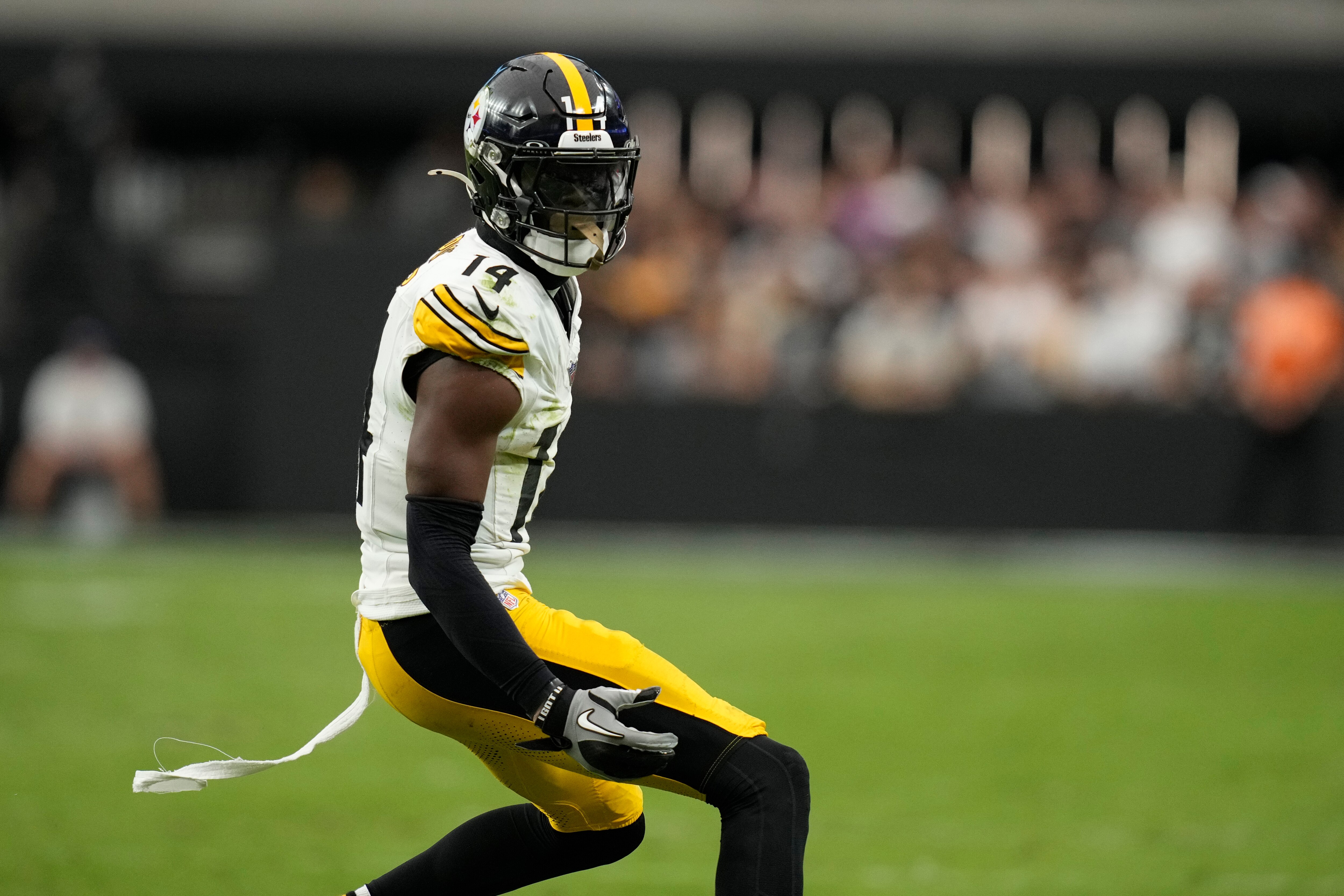 Steelers Raiders Football