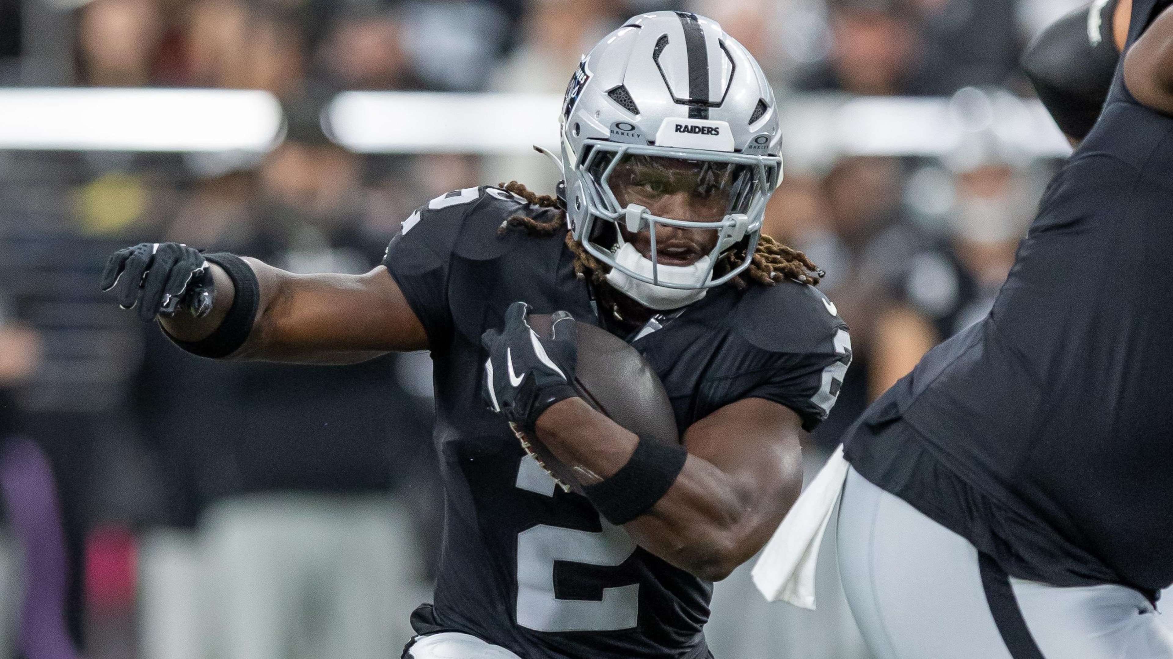 Chiefs Raiders Football