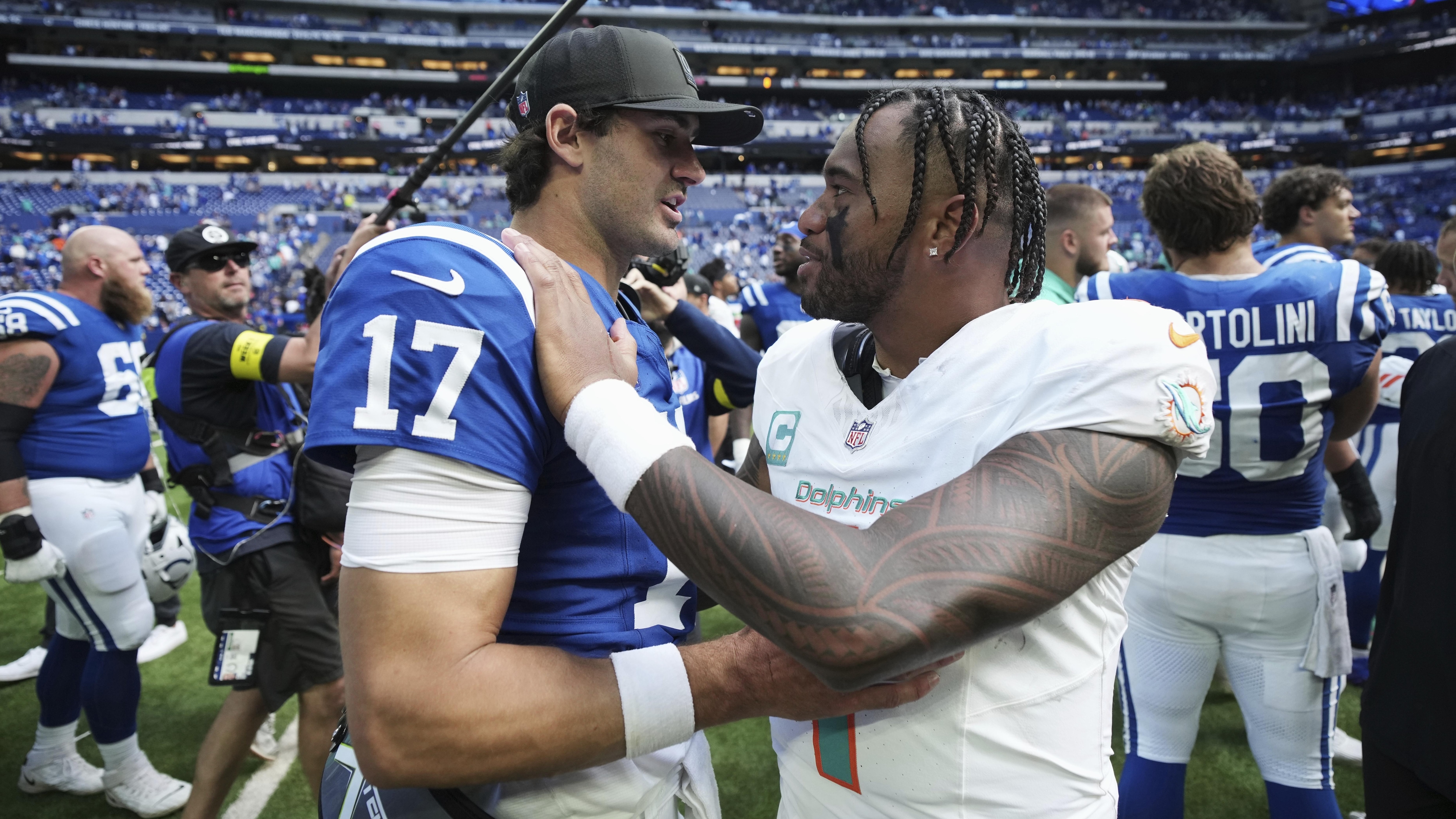 Dolphins Colts Football