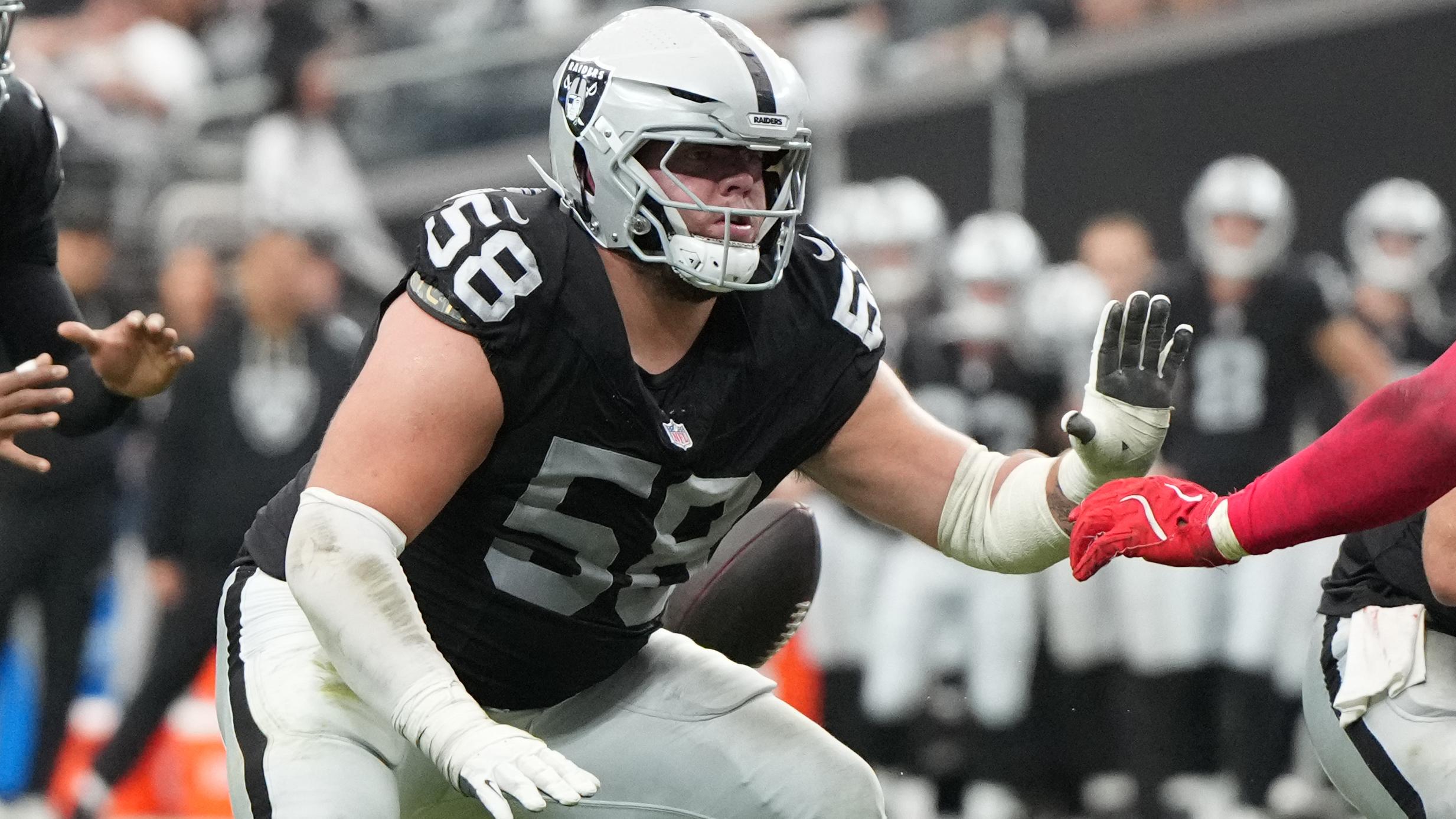 Titans Raiders Football