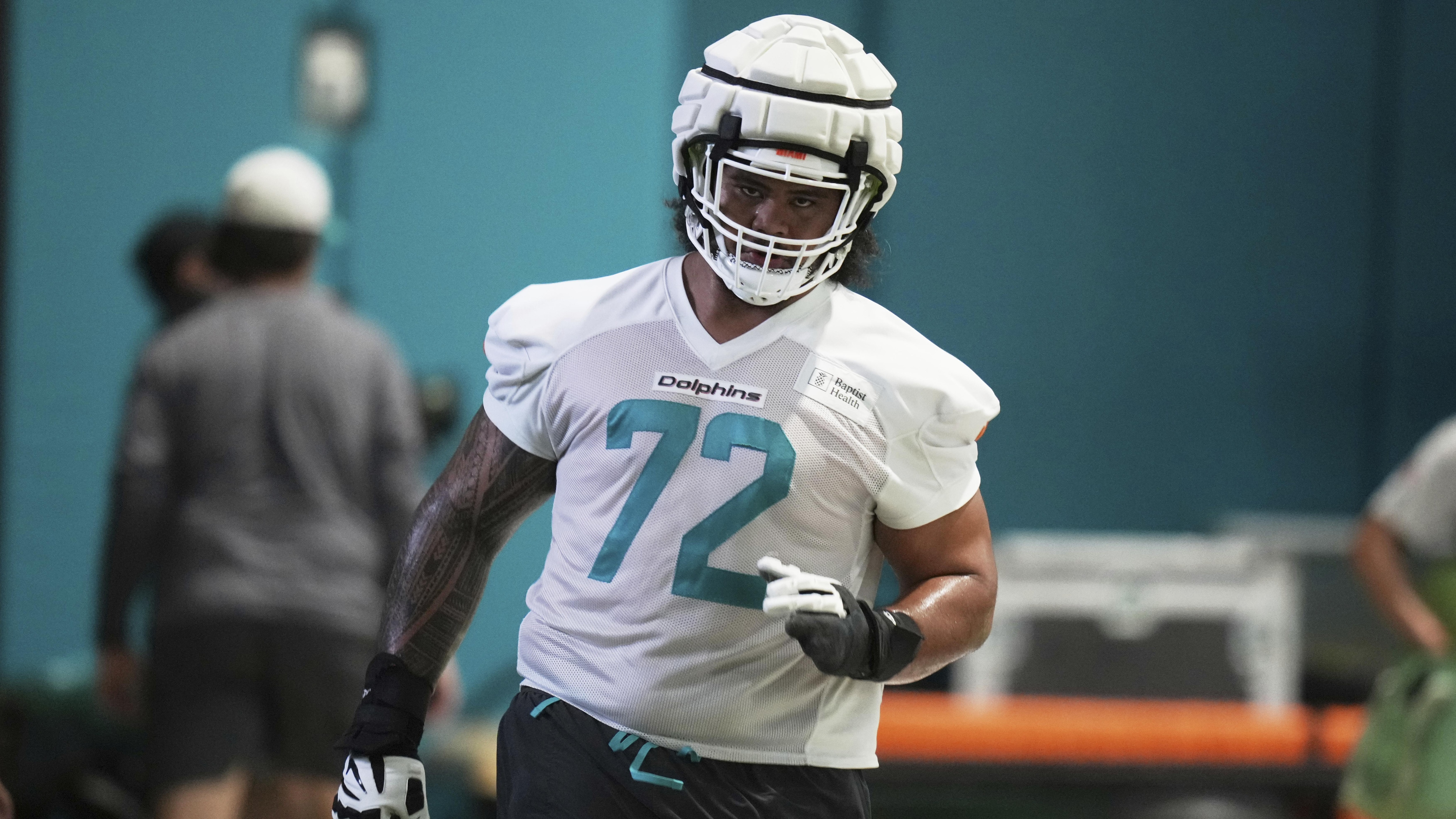 Dolphins Camp Football