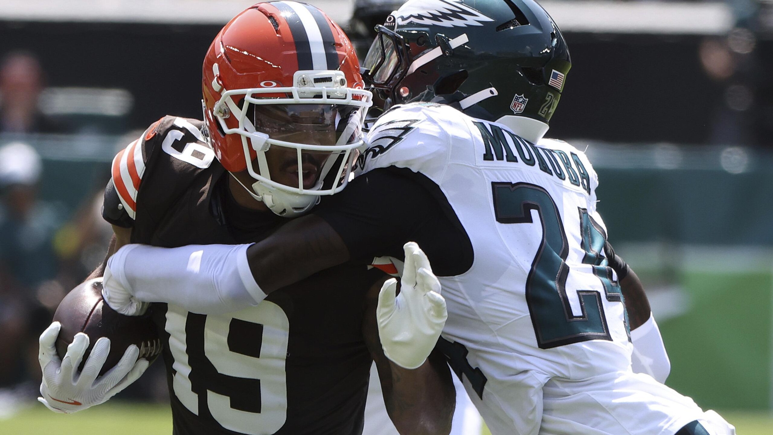 Browns Eagles Football