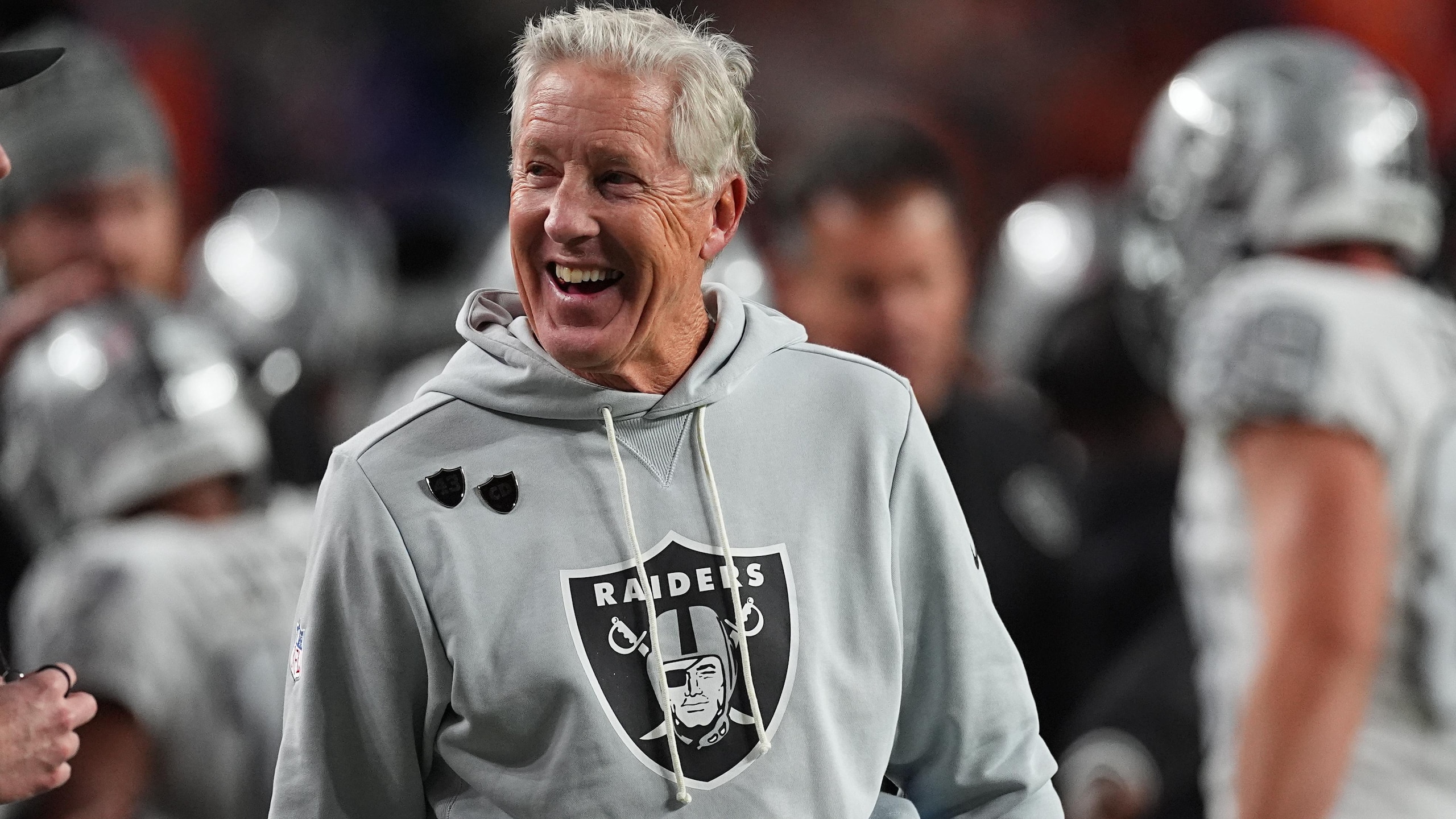 Raiders Broncos Football