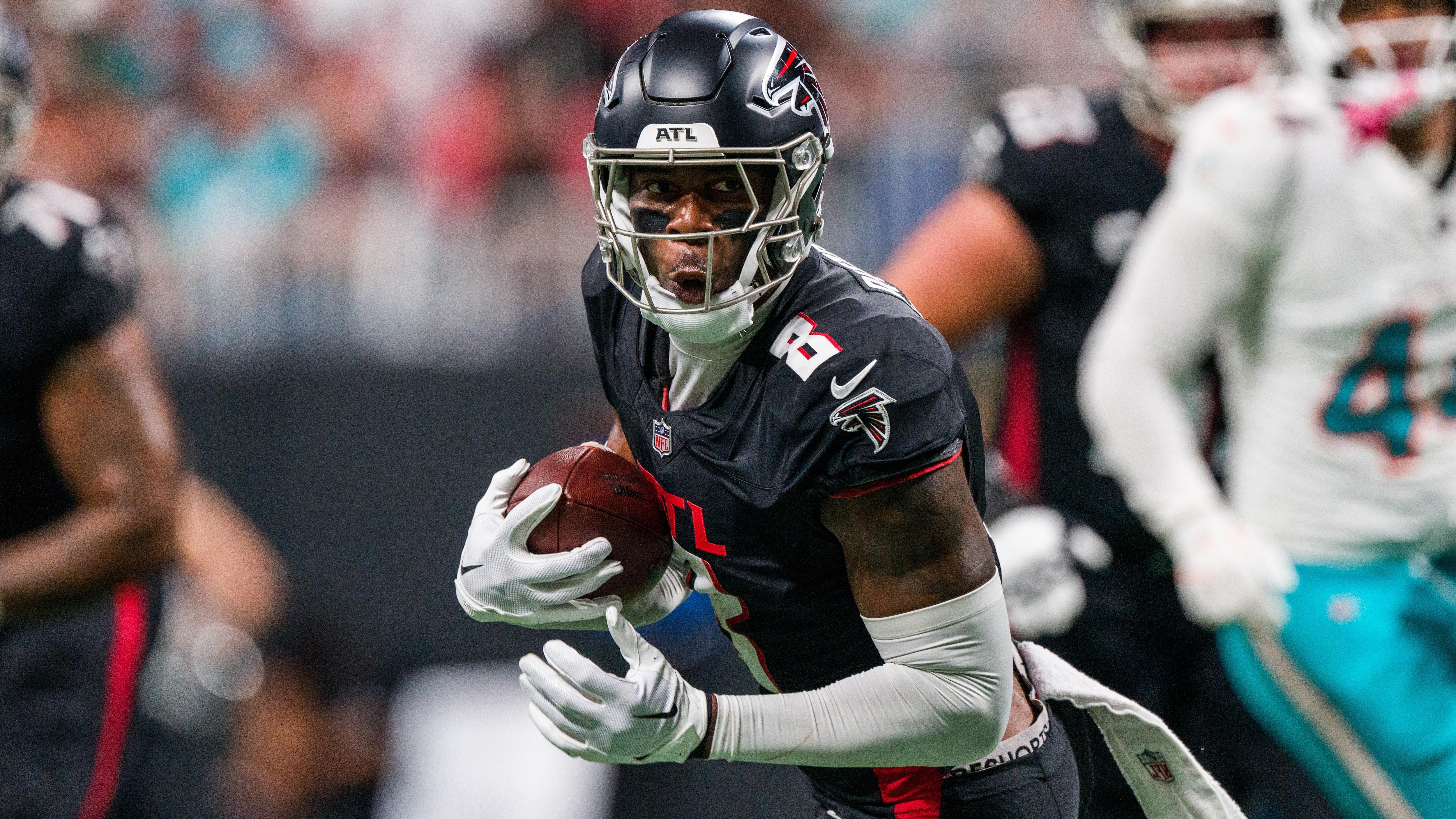 Dolphins Falcons Football