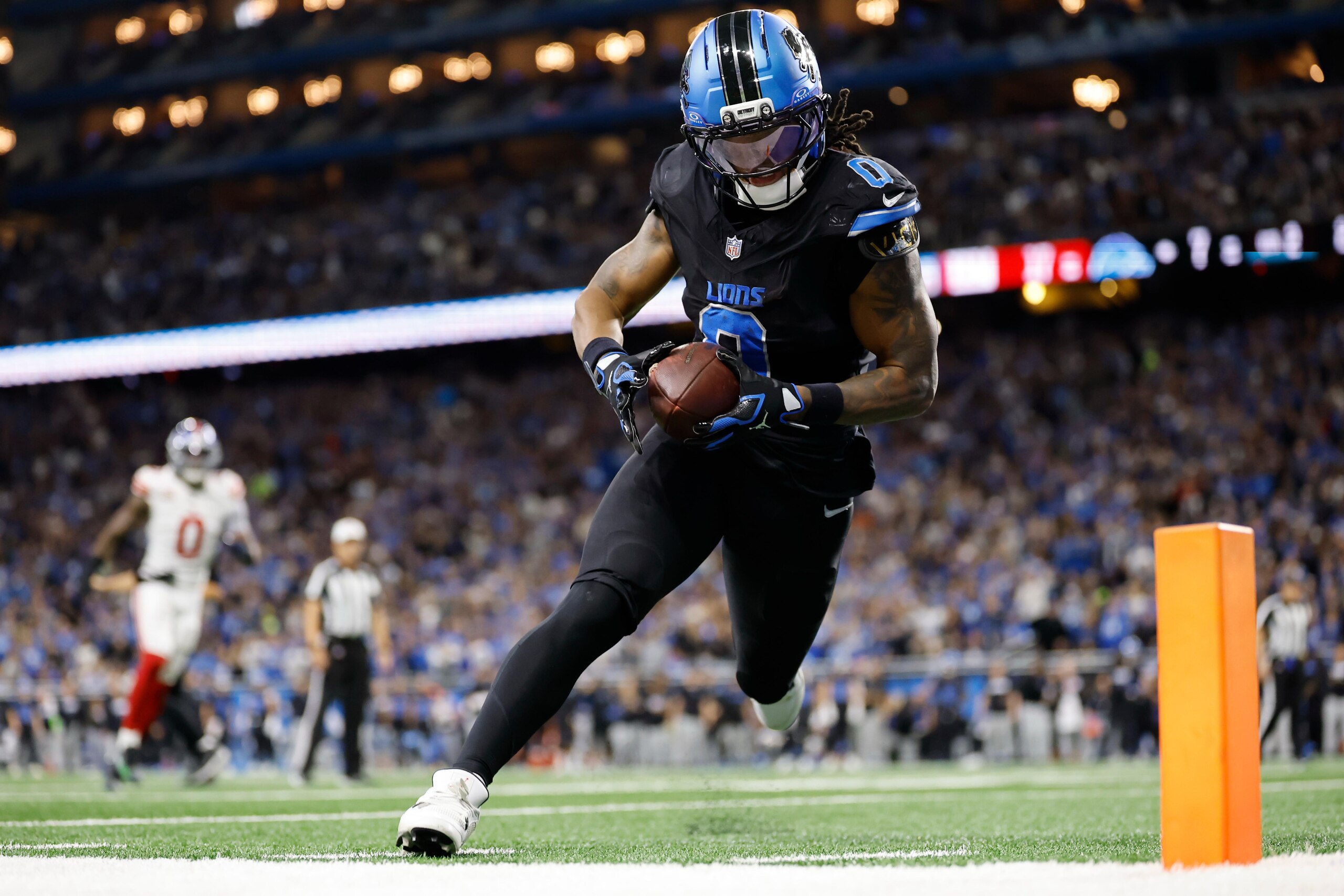 GIANTS-LIONS