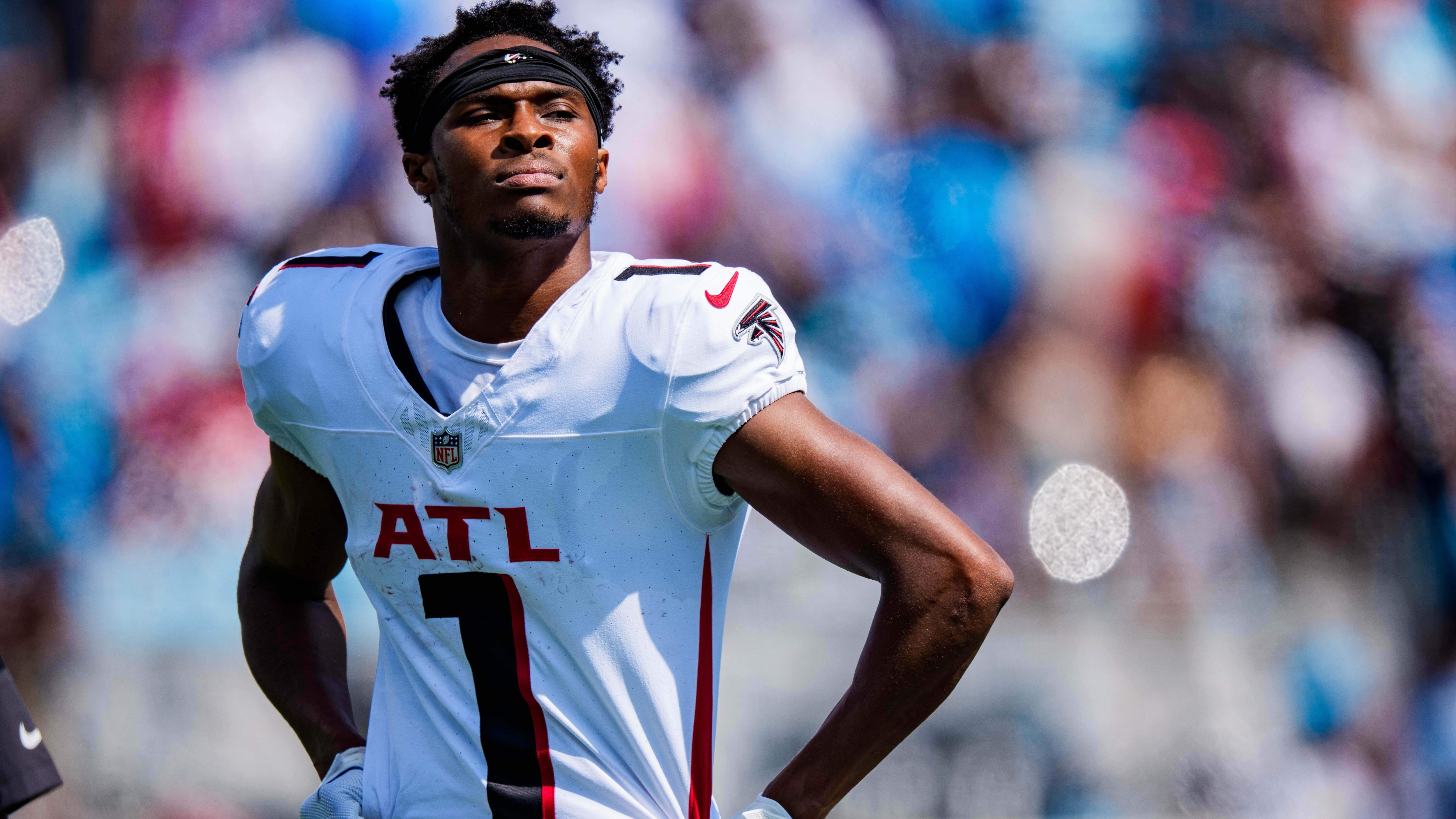 Falcons Panthers Football