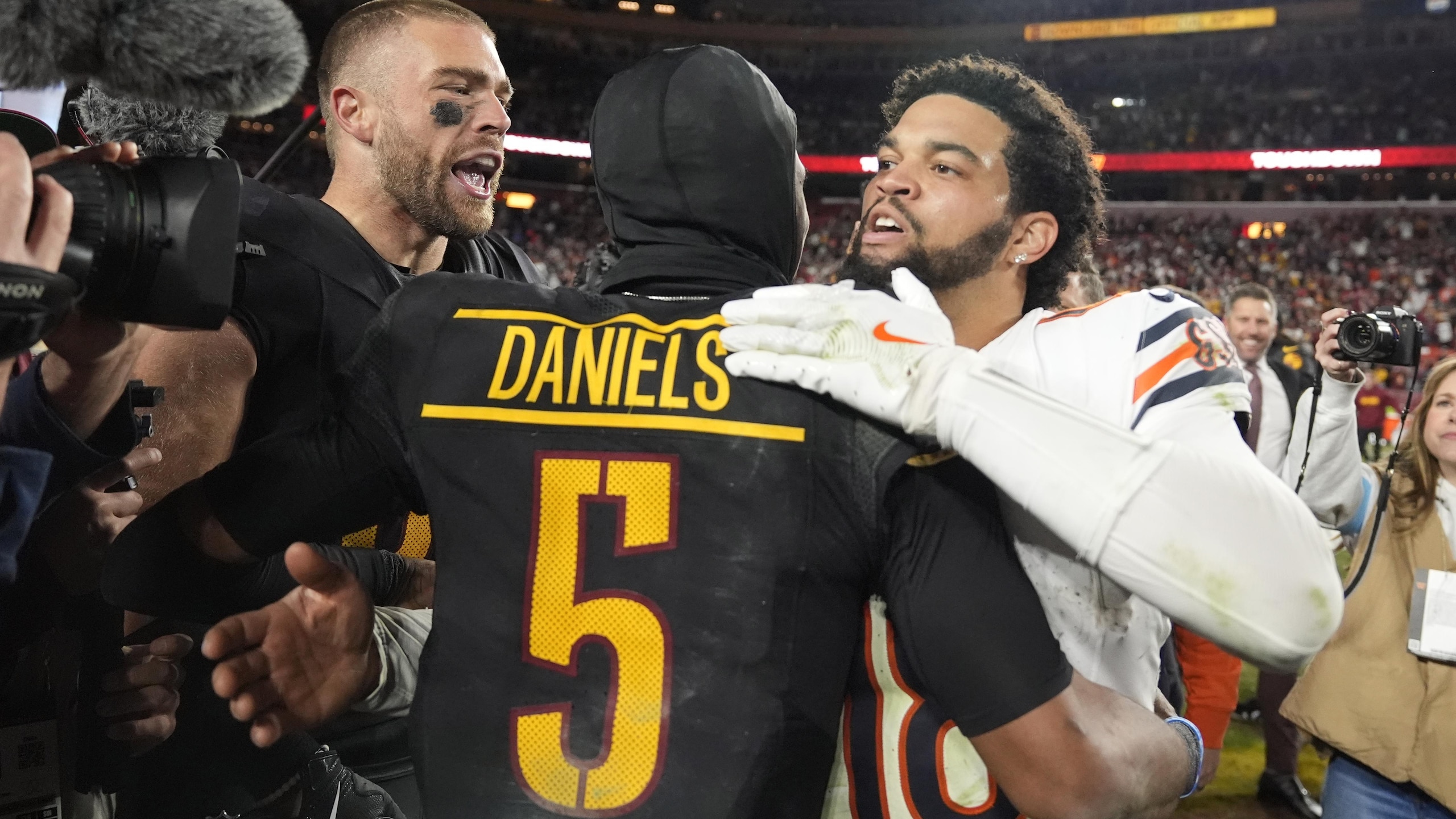 Bears Commanders Football