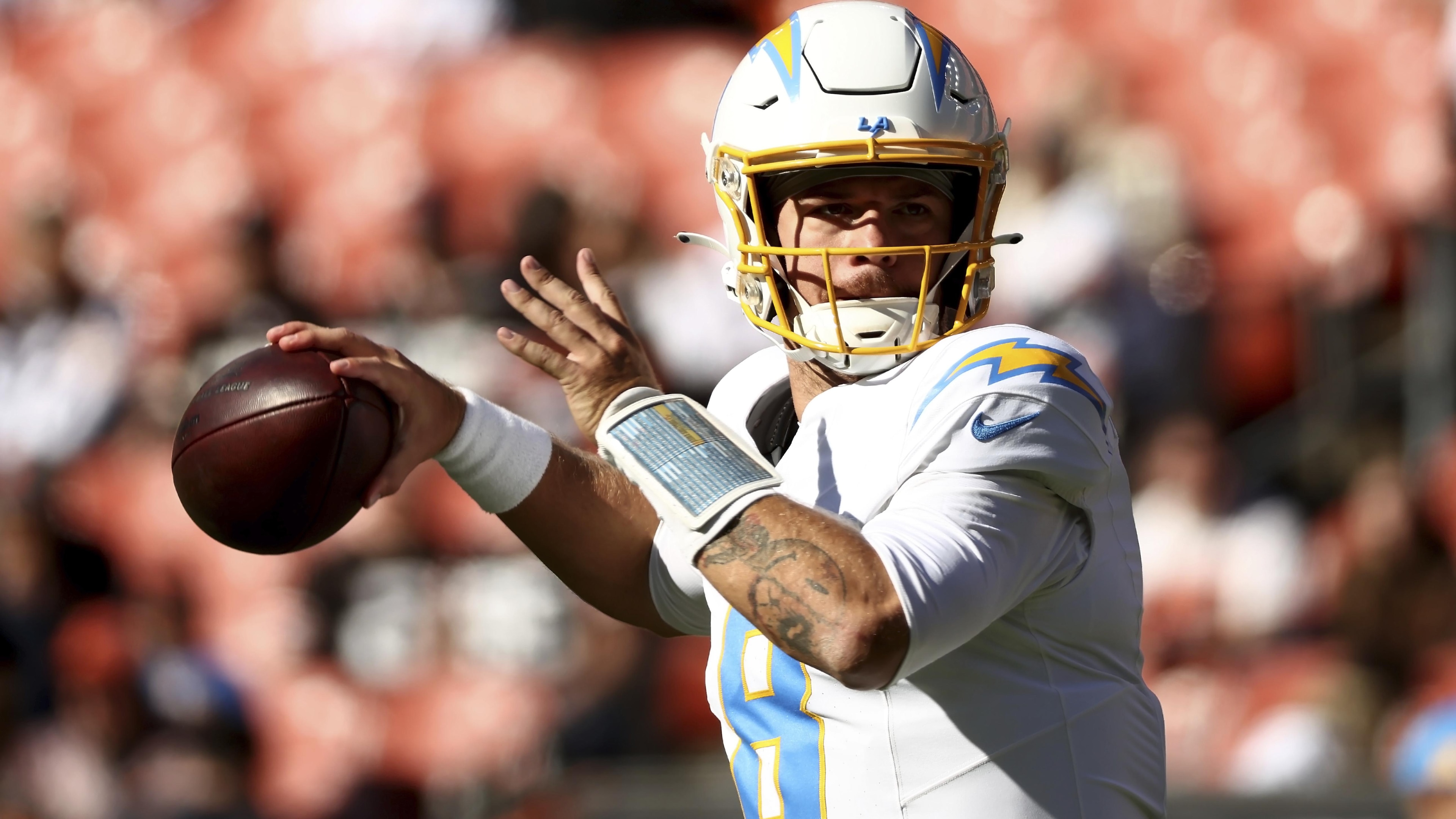 Chargers Browns Football