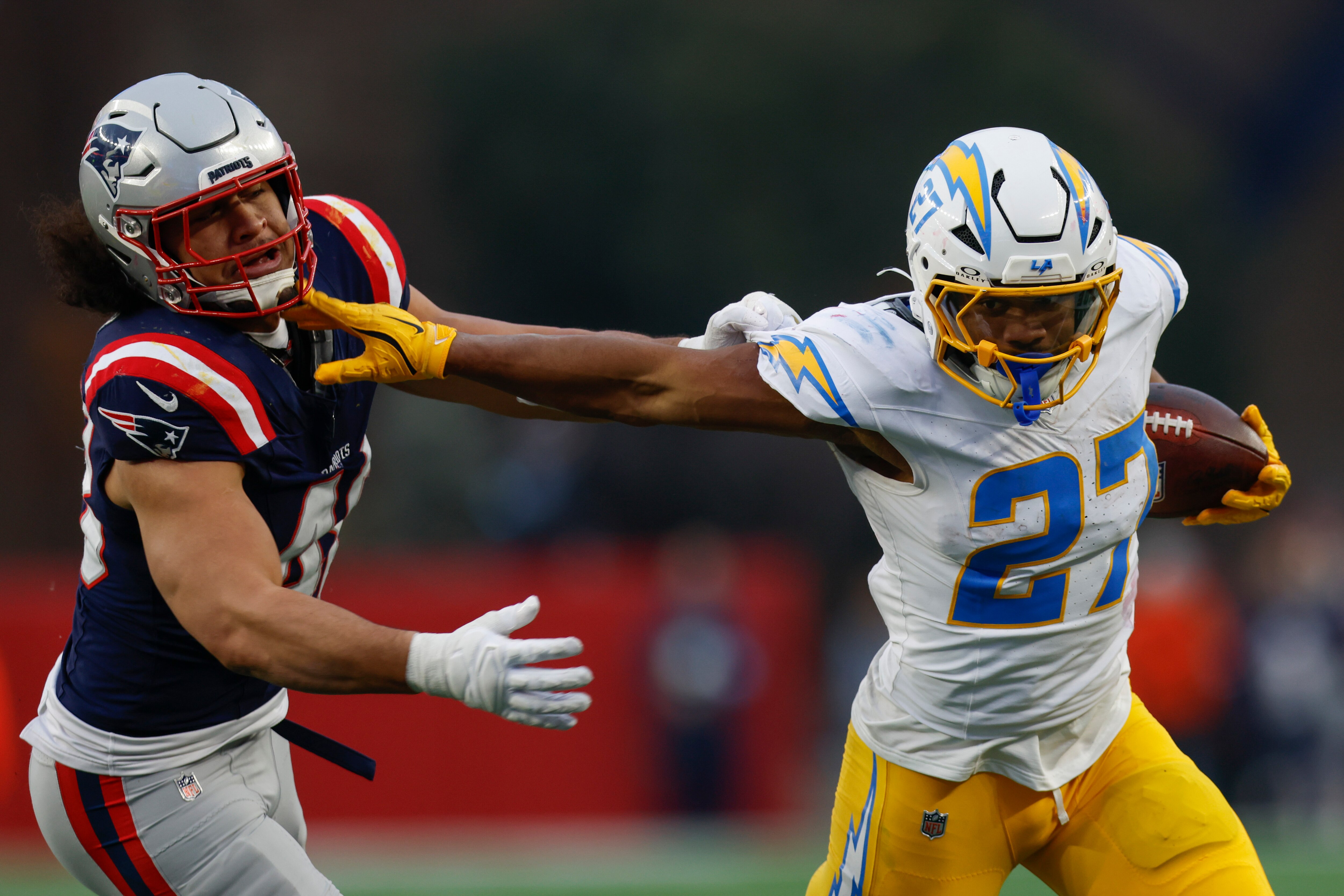 Chargers Patriots Football