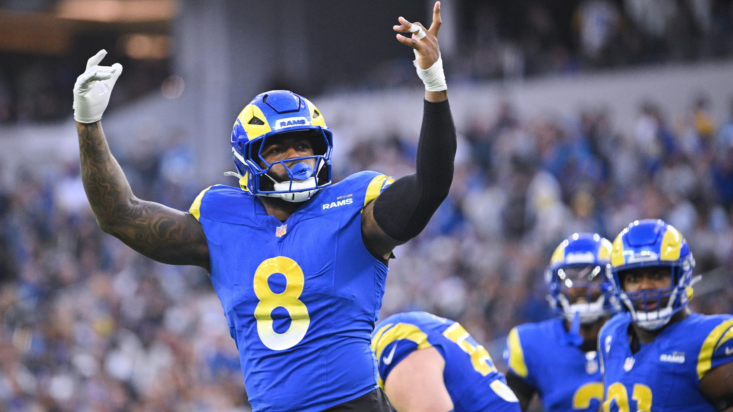 Lions Rams Football