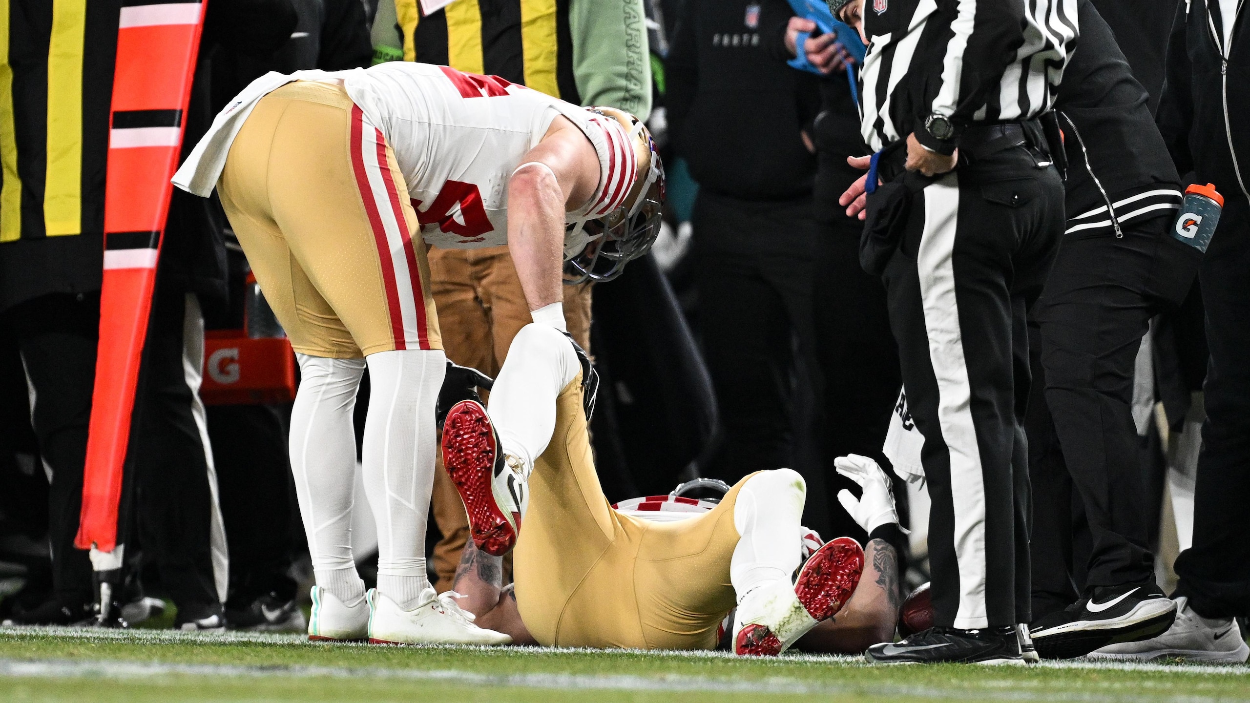 49ers Eagles Football