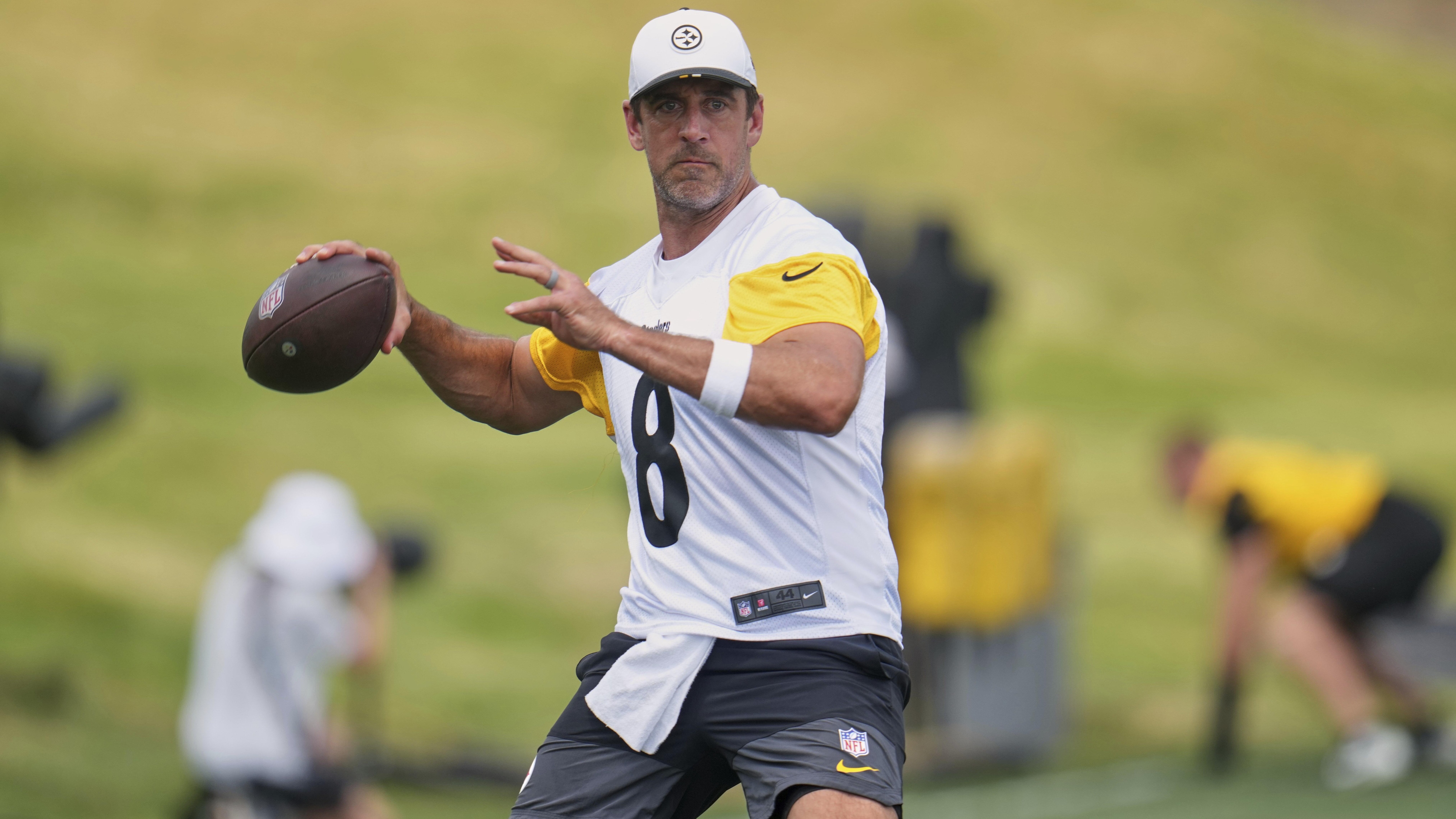 Aaron Rodgers Says He Has ‘Most Incredible Wife,’ Opens Up About Offseason Marriage