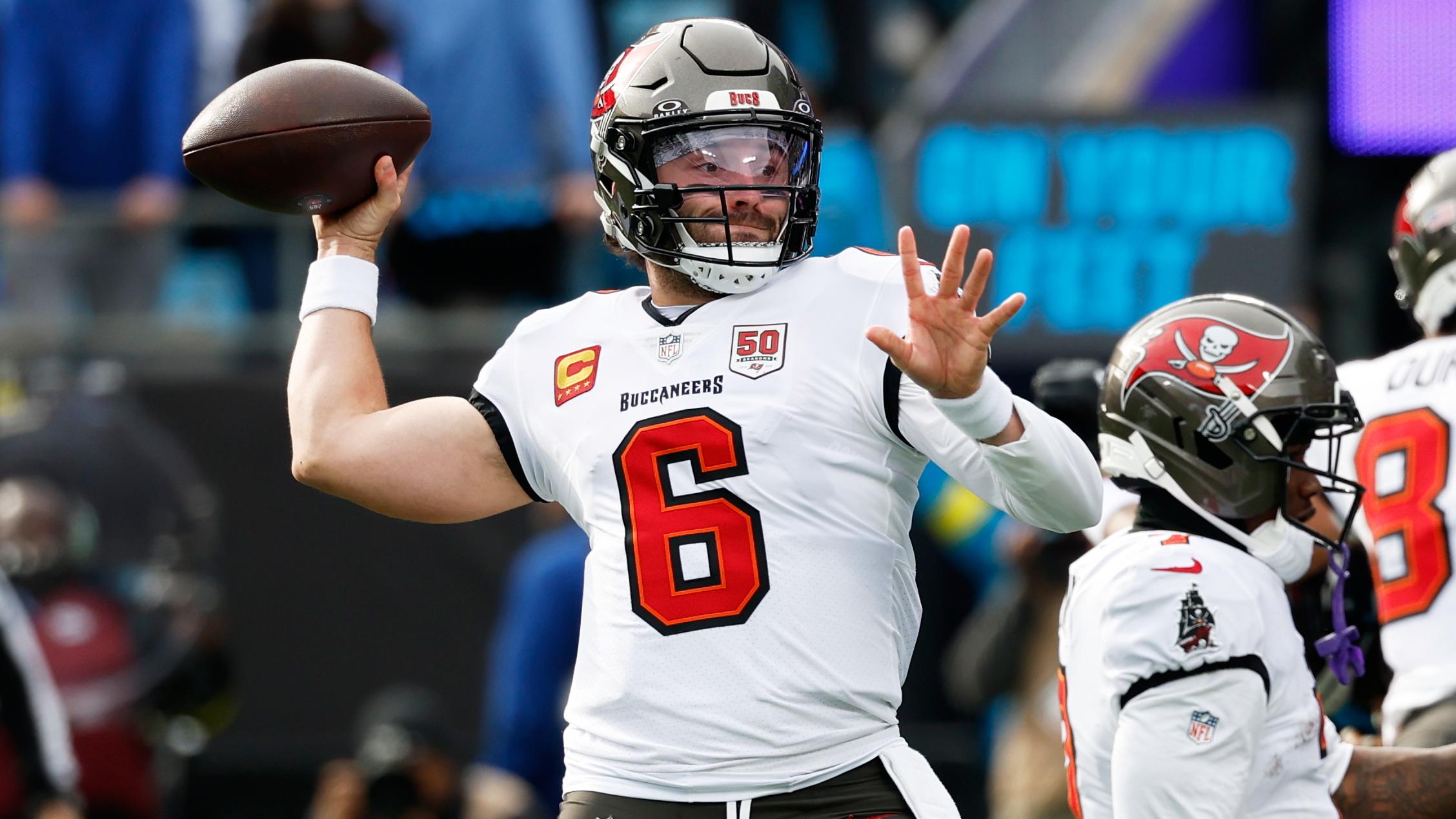 Buccaneers Panthers Football