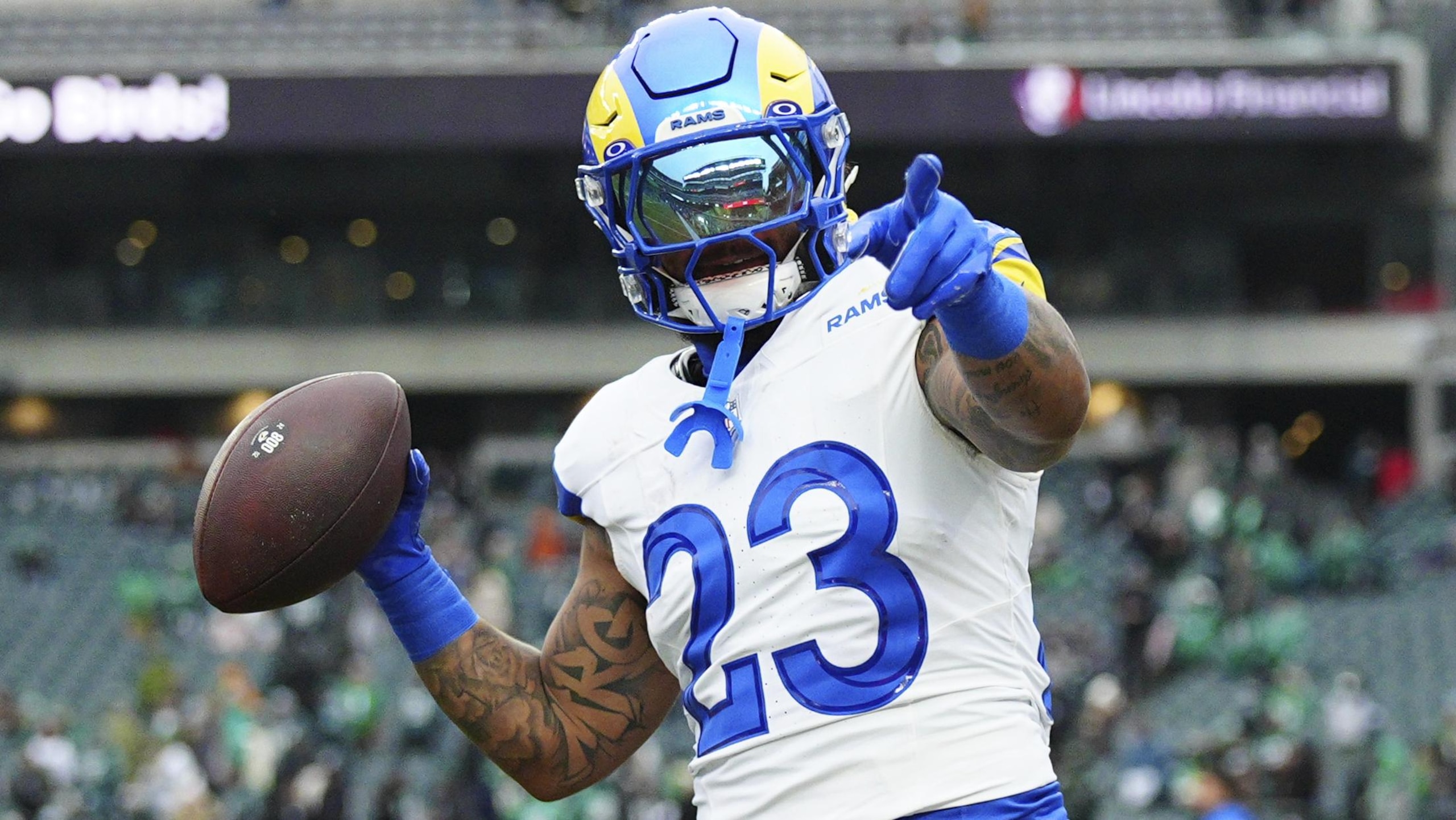Rams Eagles Football