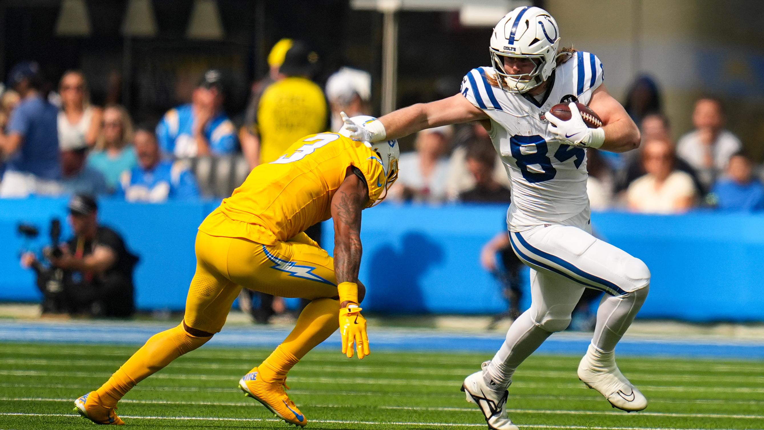 Colts Chargers Football