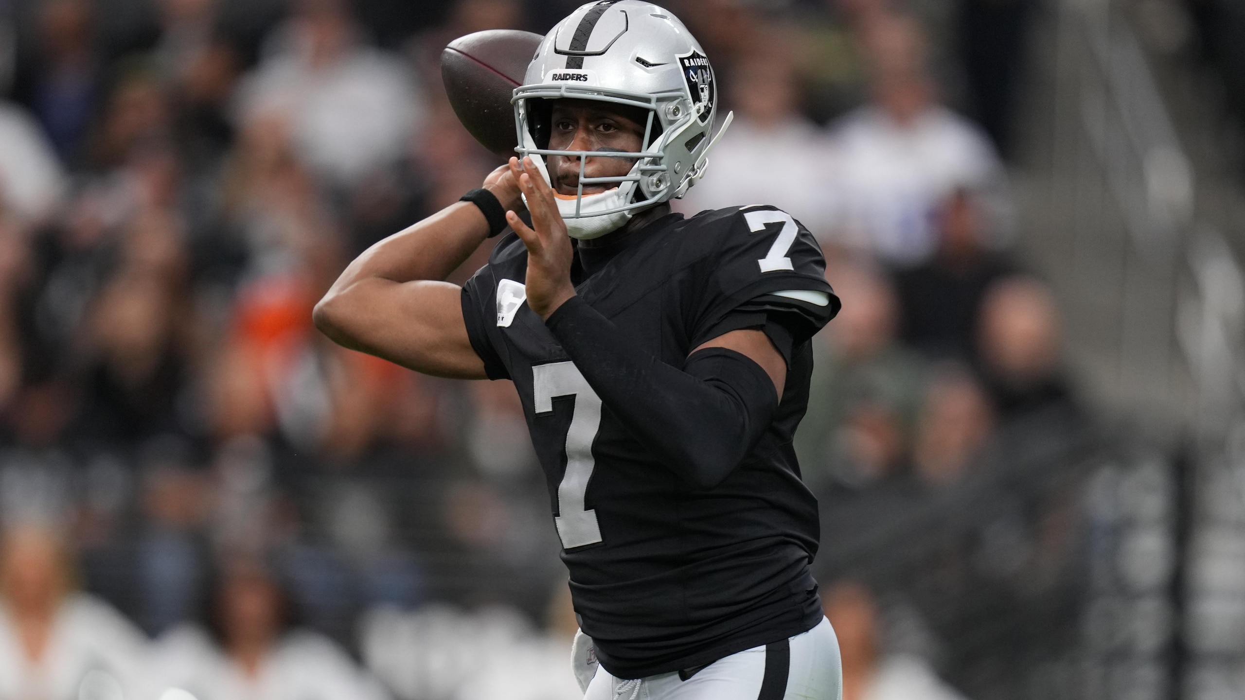 Browns Raiders Football