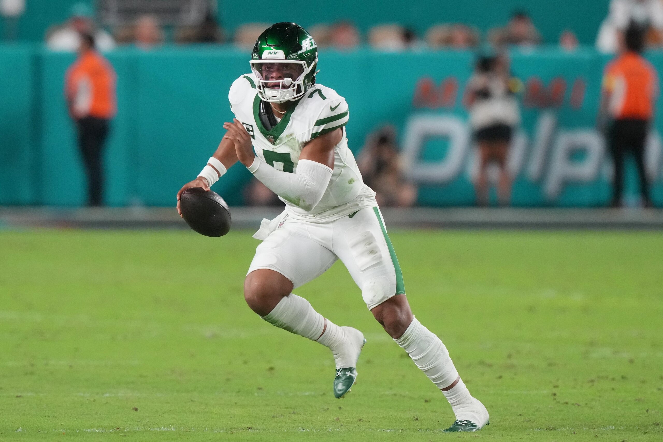 Jets Dolphins Football