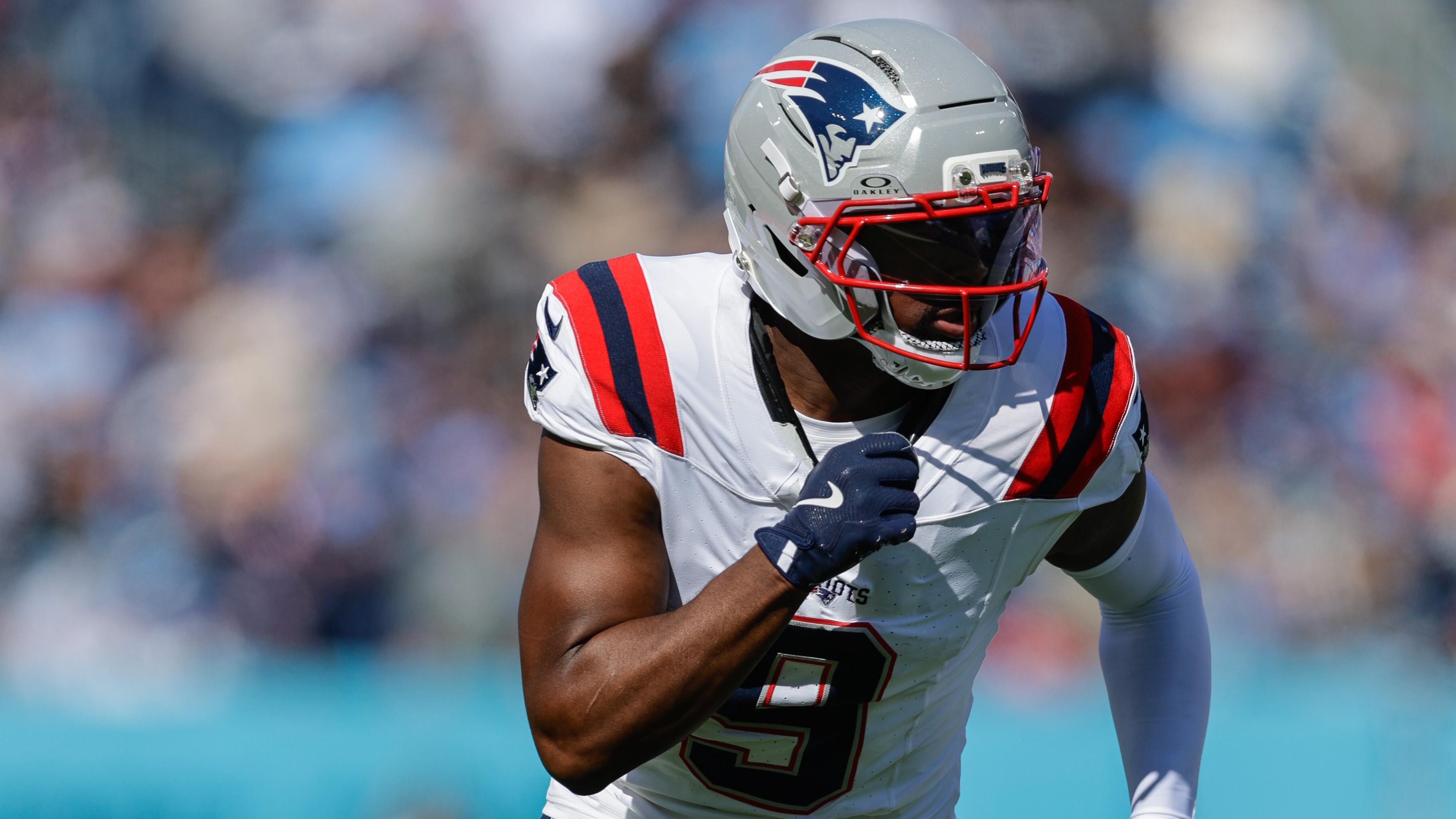 Patriots Titans Football