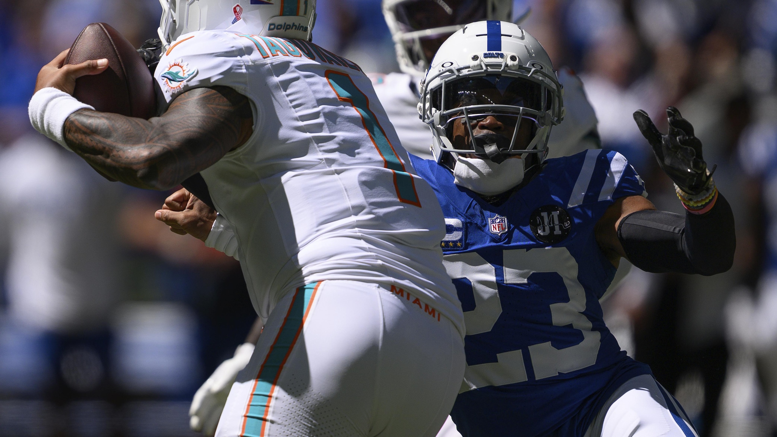 Dolphins Colts Football