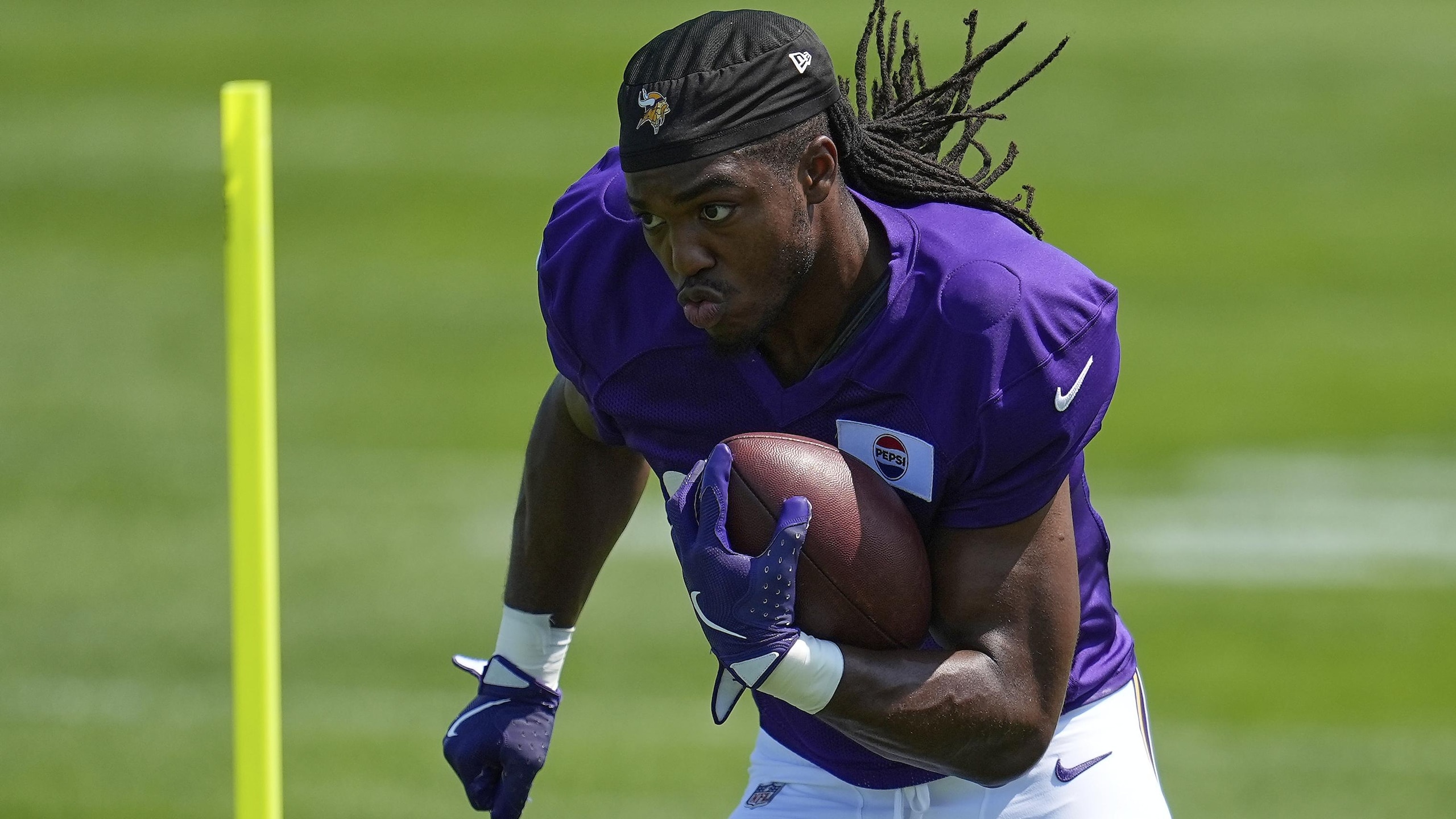 Vikings Camp Football