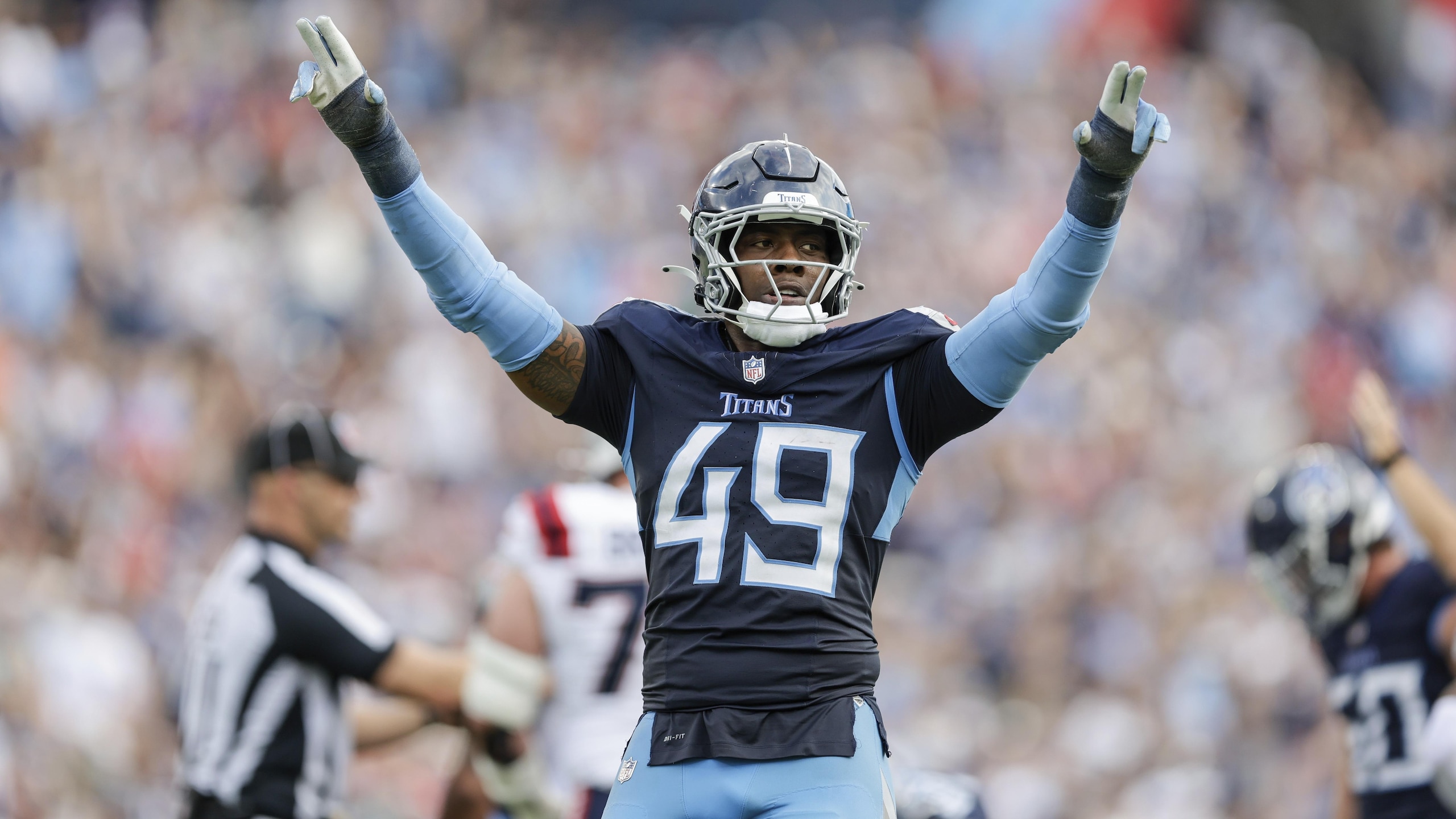 Patriots Titans Football