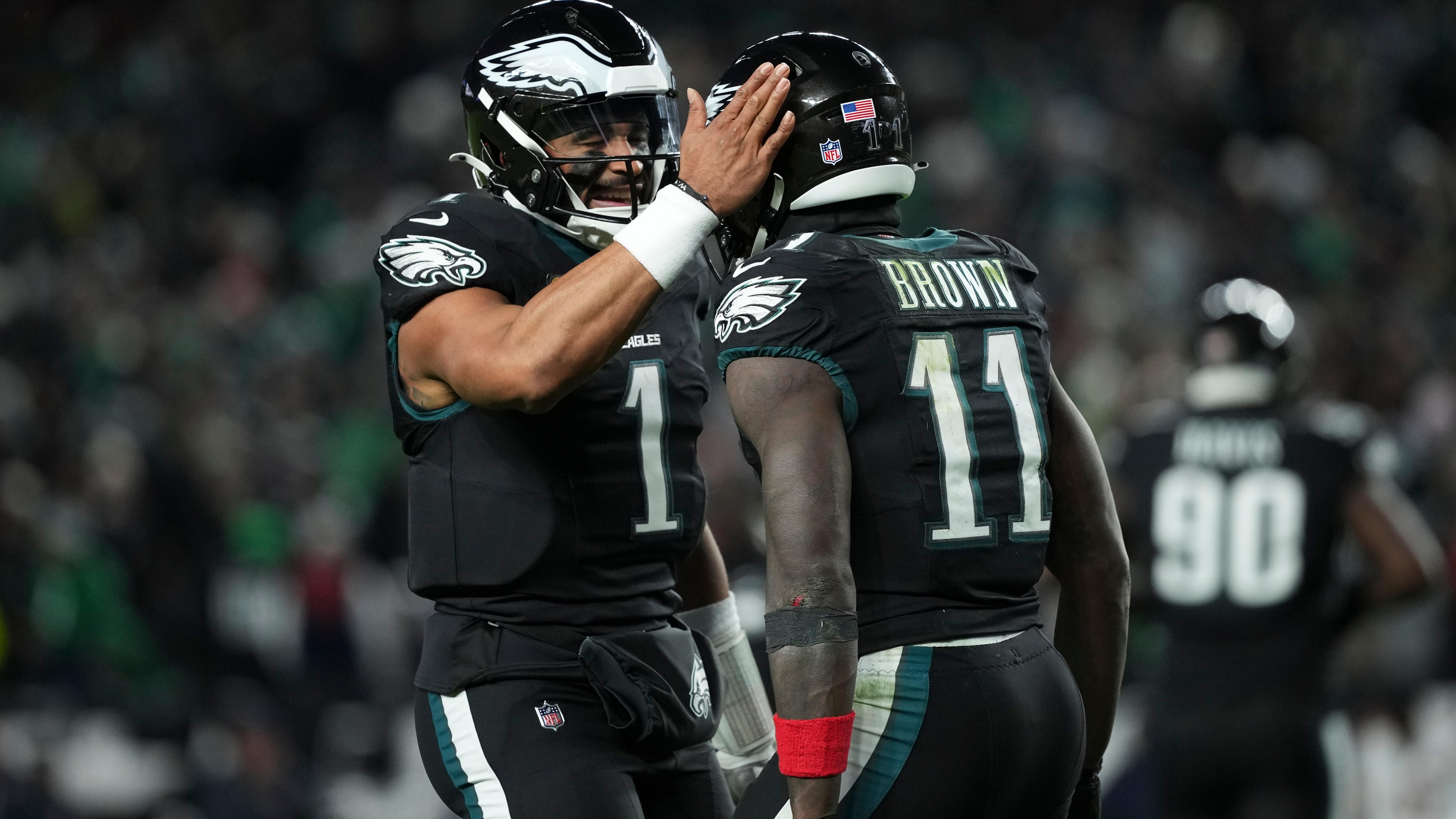 Bears Eagles Football