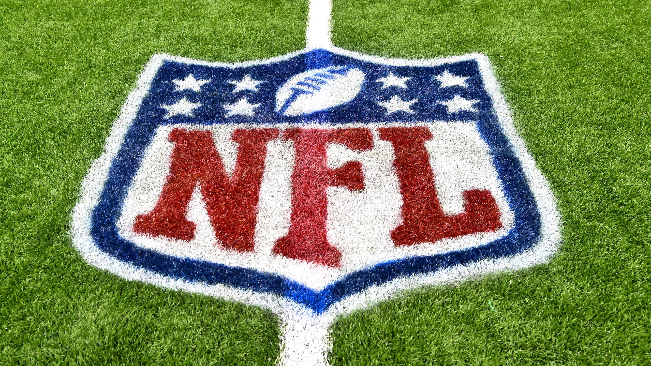 Patriots Saints Football