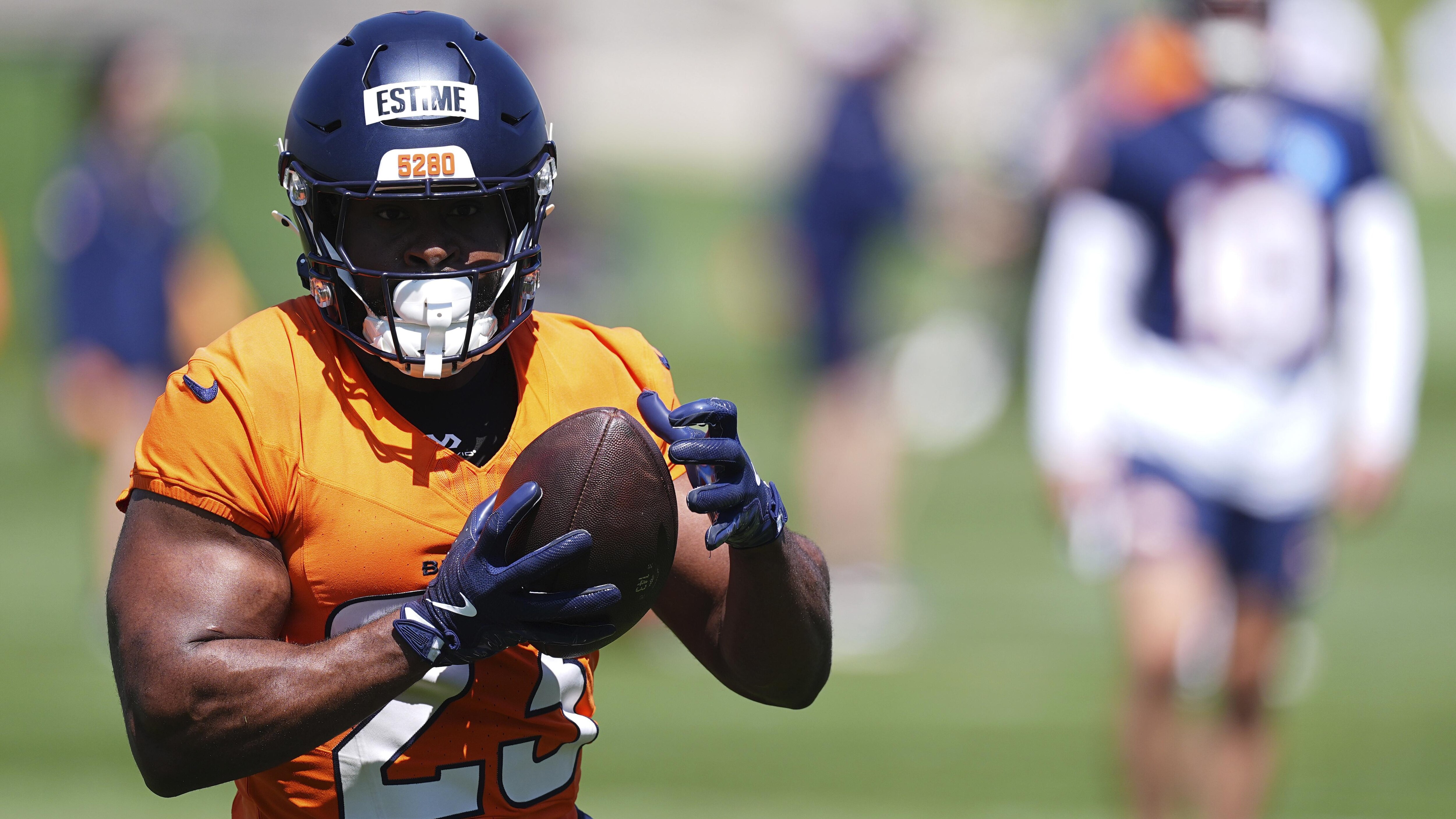 Broncos Football