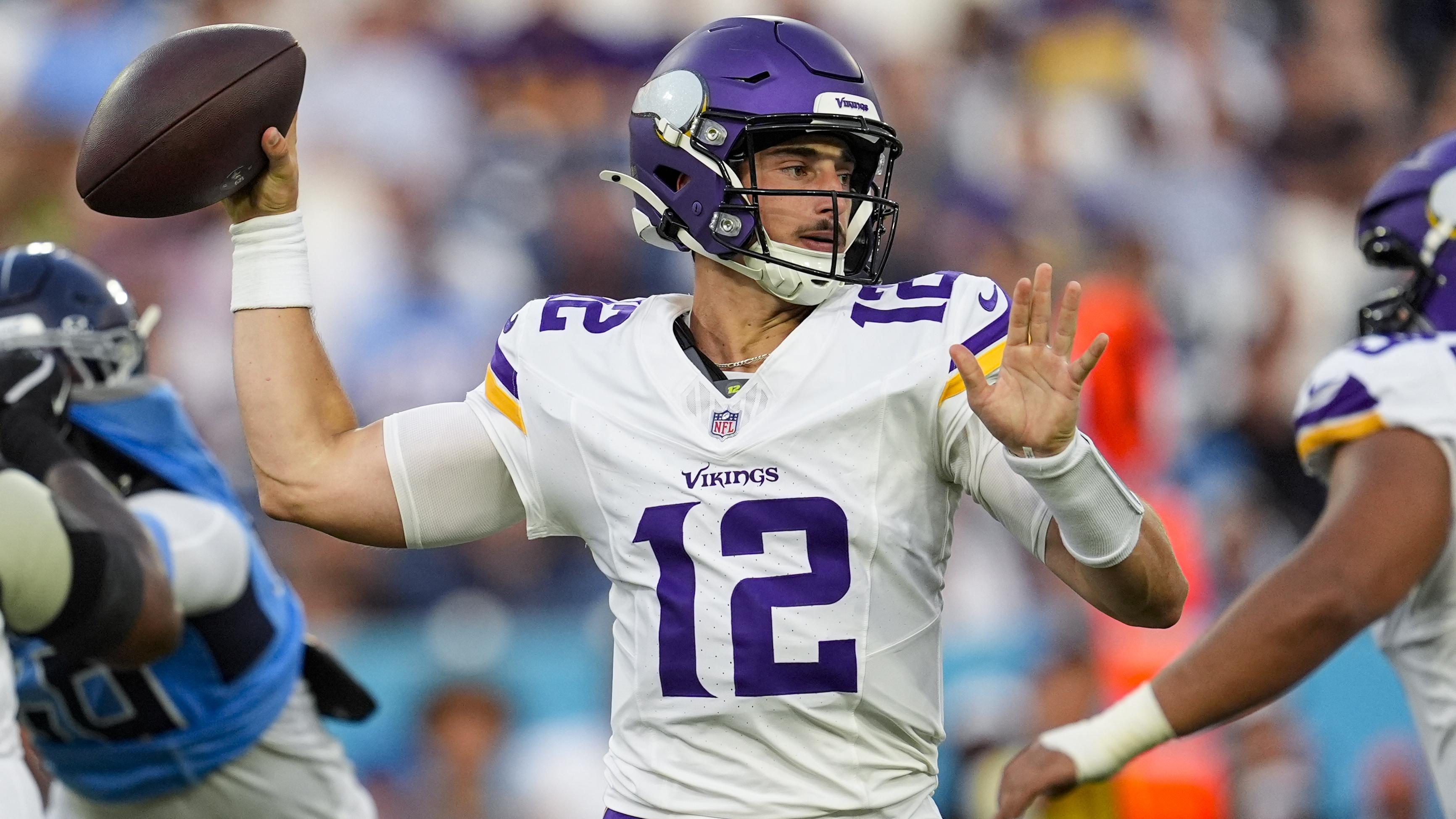 Vikings Titans Football