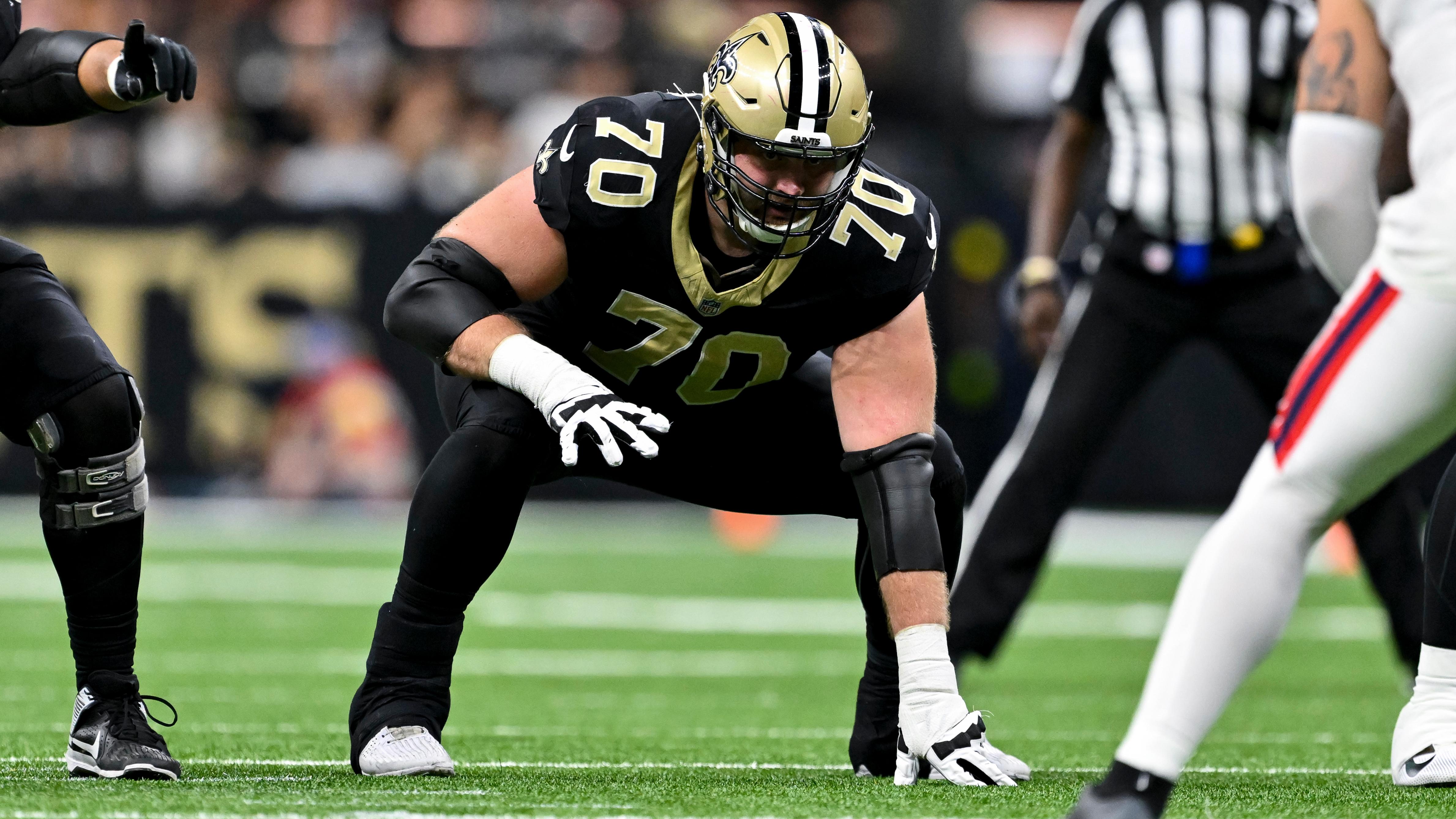 Patriots Saints Football