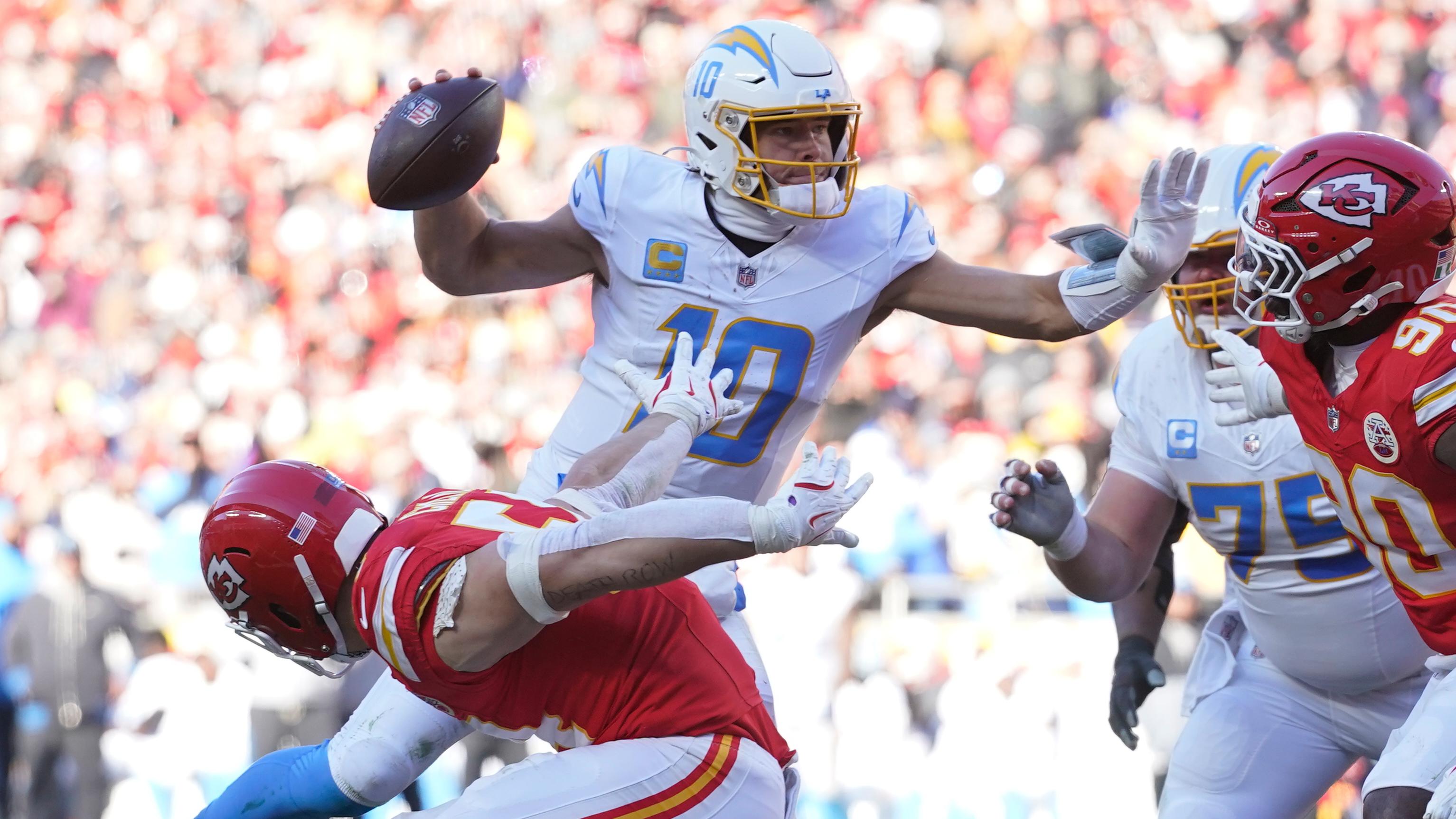 Chargers Chiefs Football