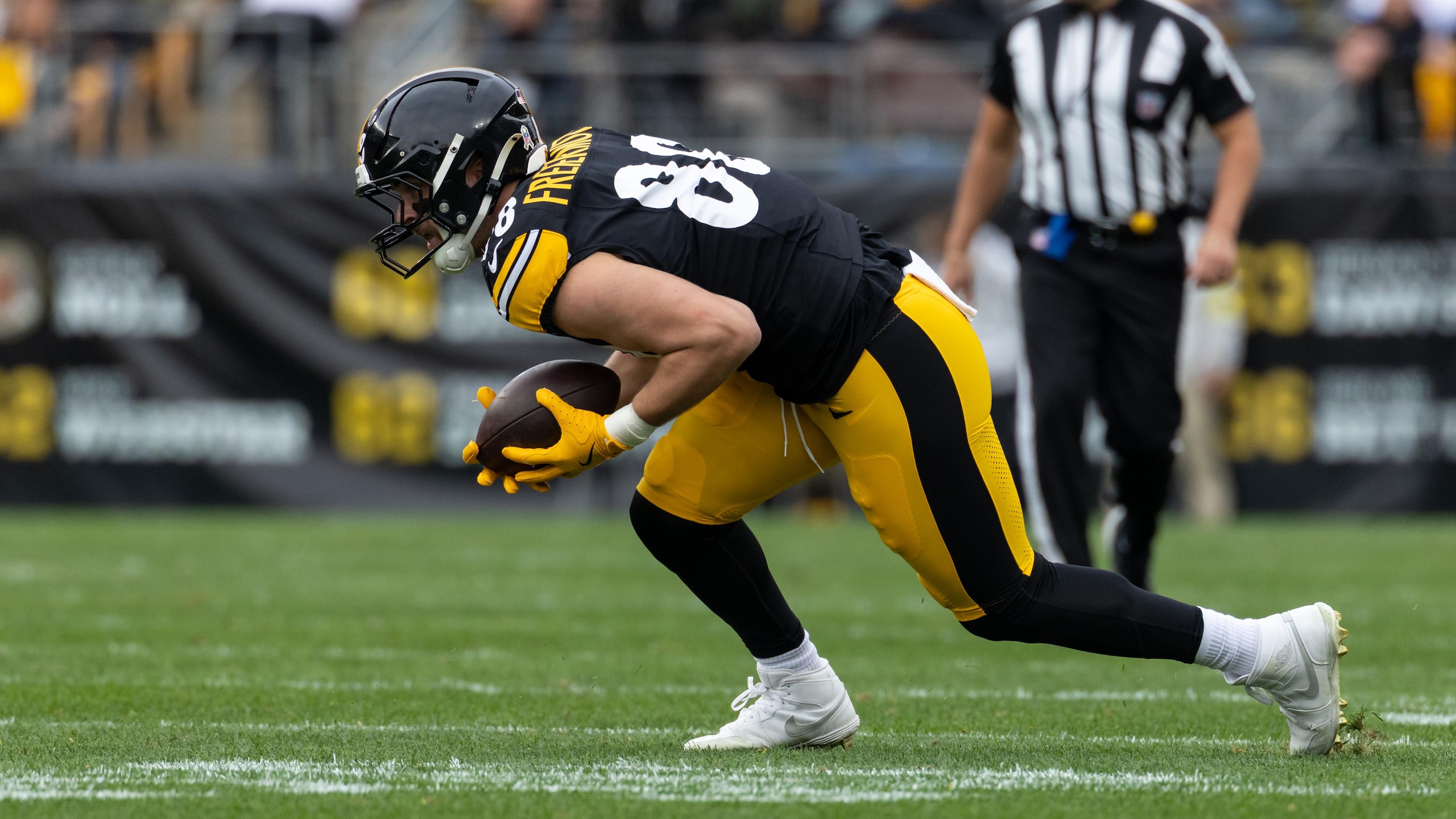 Colts Steelers Football