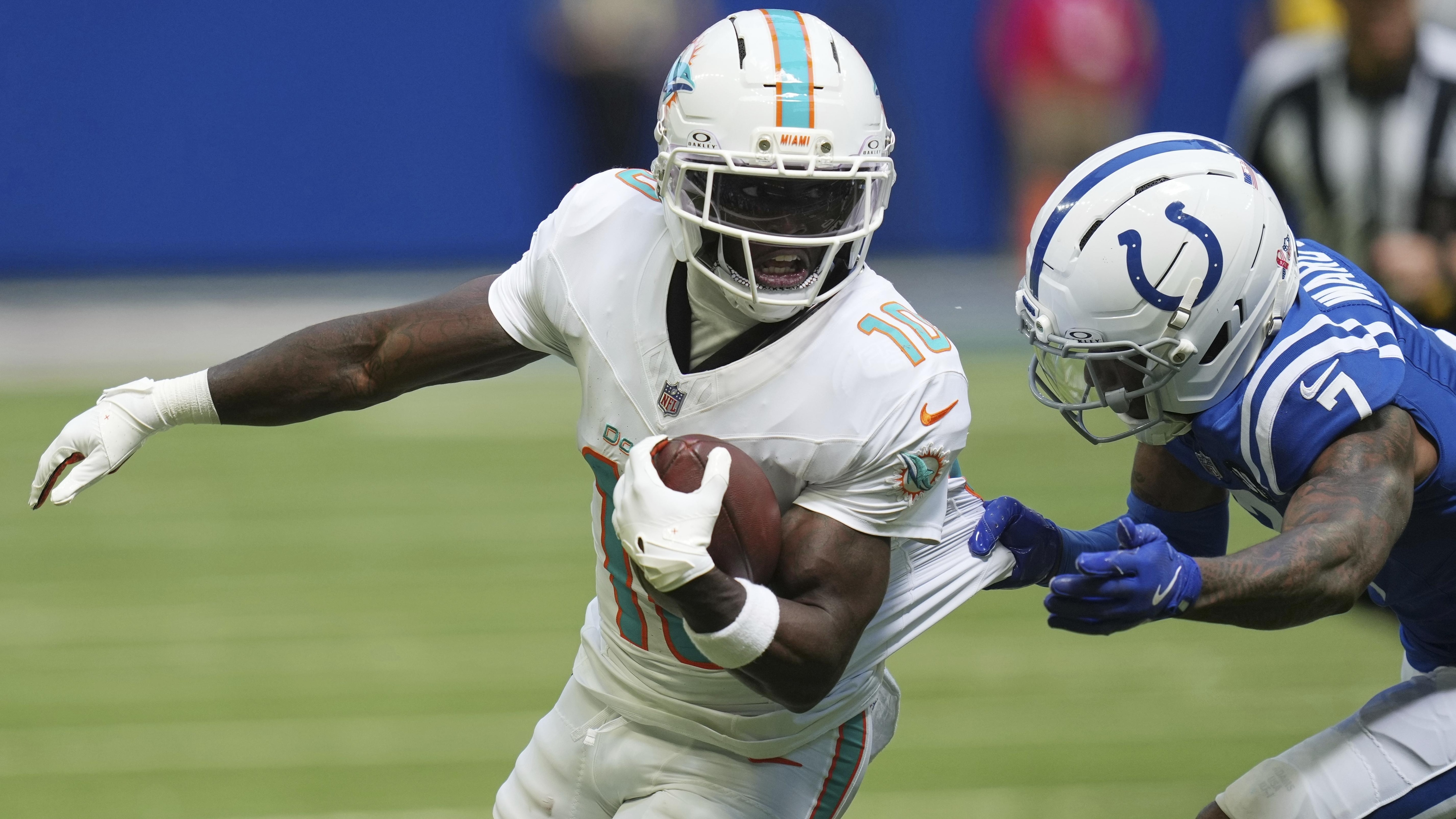 Tyreek Hill Trade Calls Reportedly Rejected by Dolphins, Chiefs Linked by NFL Insider