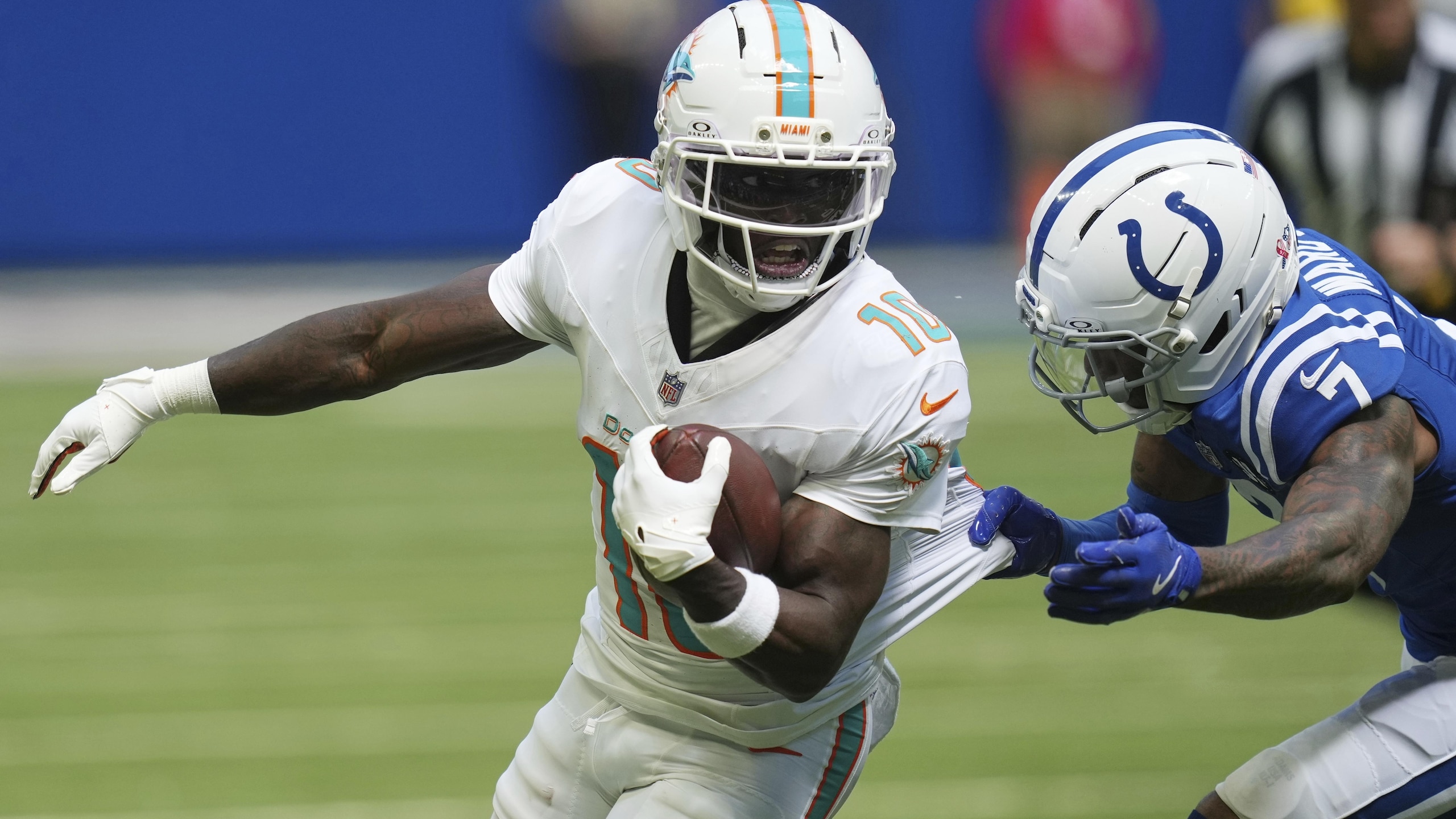 Dolphins Colts Football