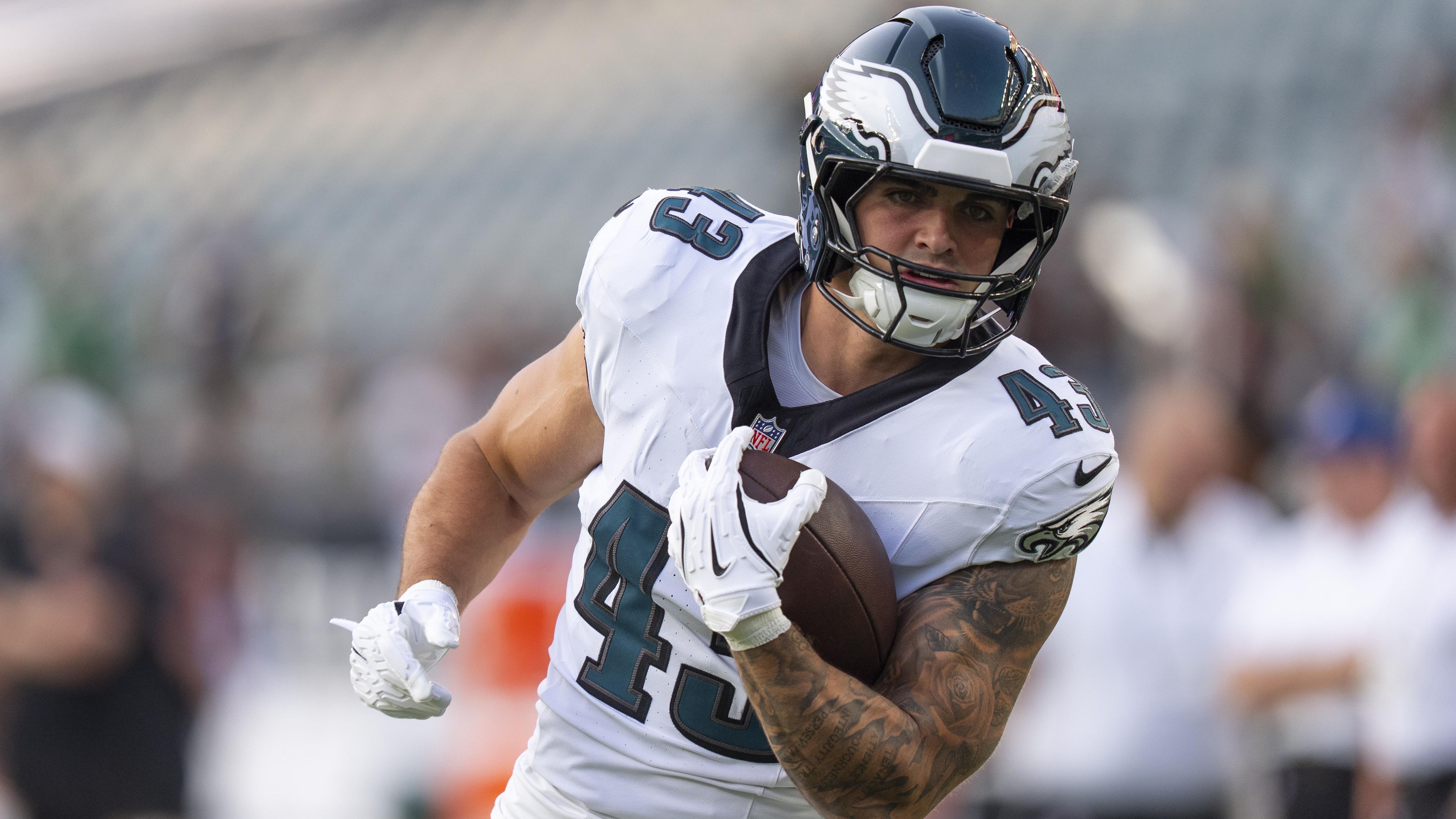 Eagles’ Ben VanSumeren Reportedly Out for Season with Knee Injury Suffered vs. Cowboys