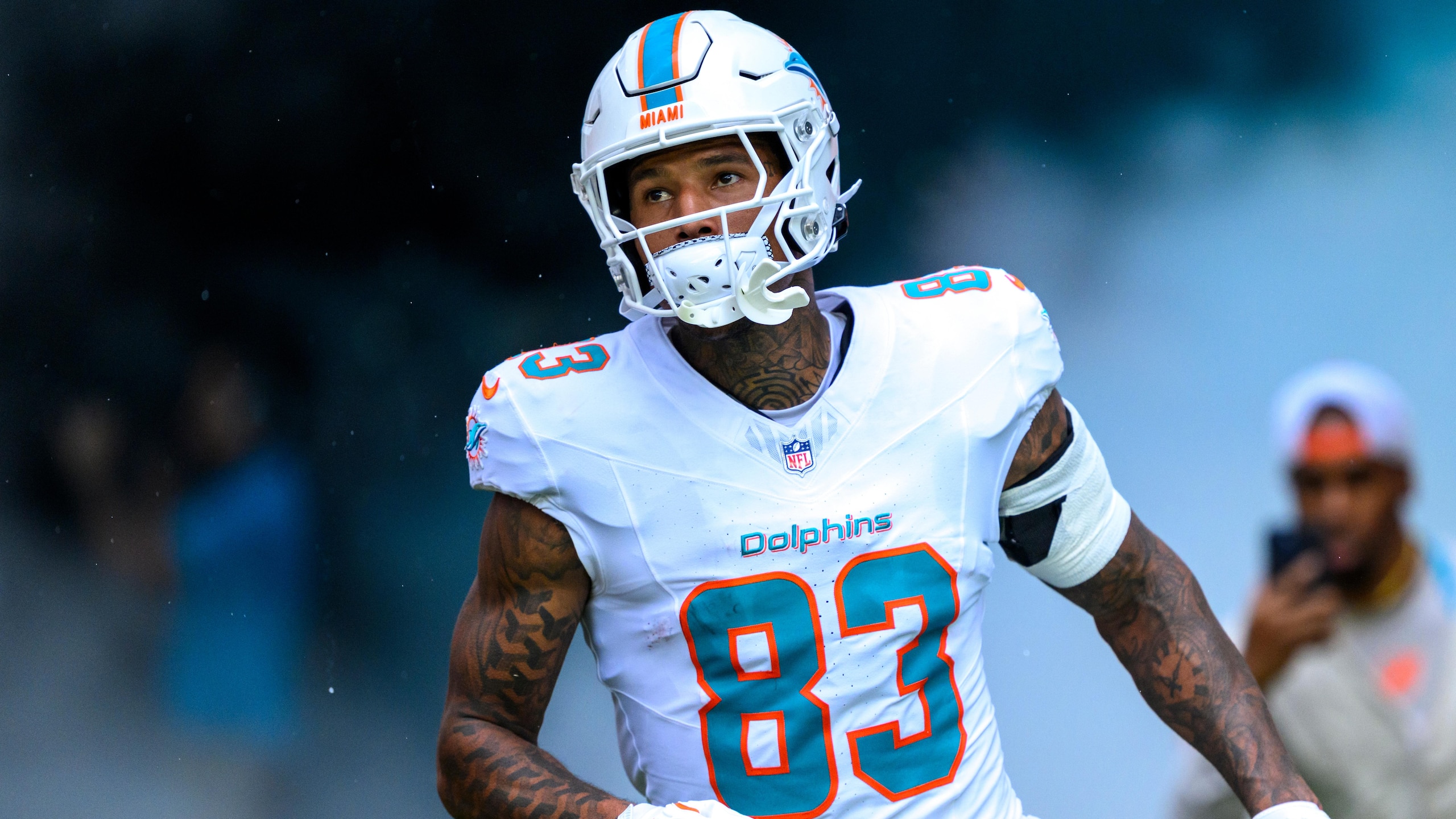 Saints Dolphins Football