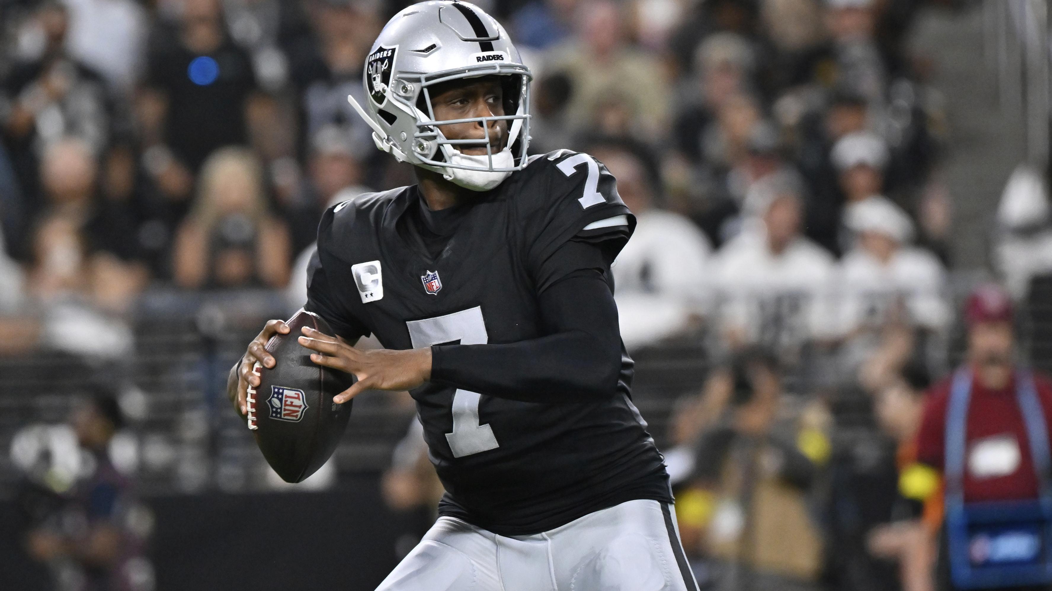 Chargers Raiders Football