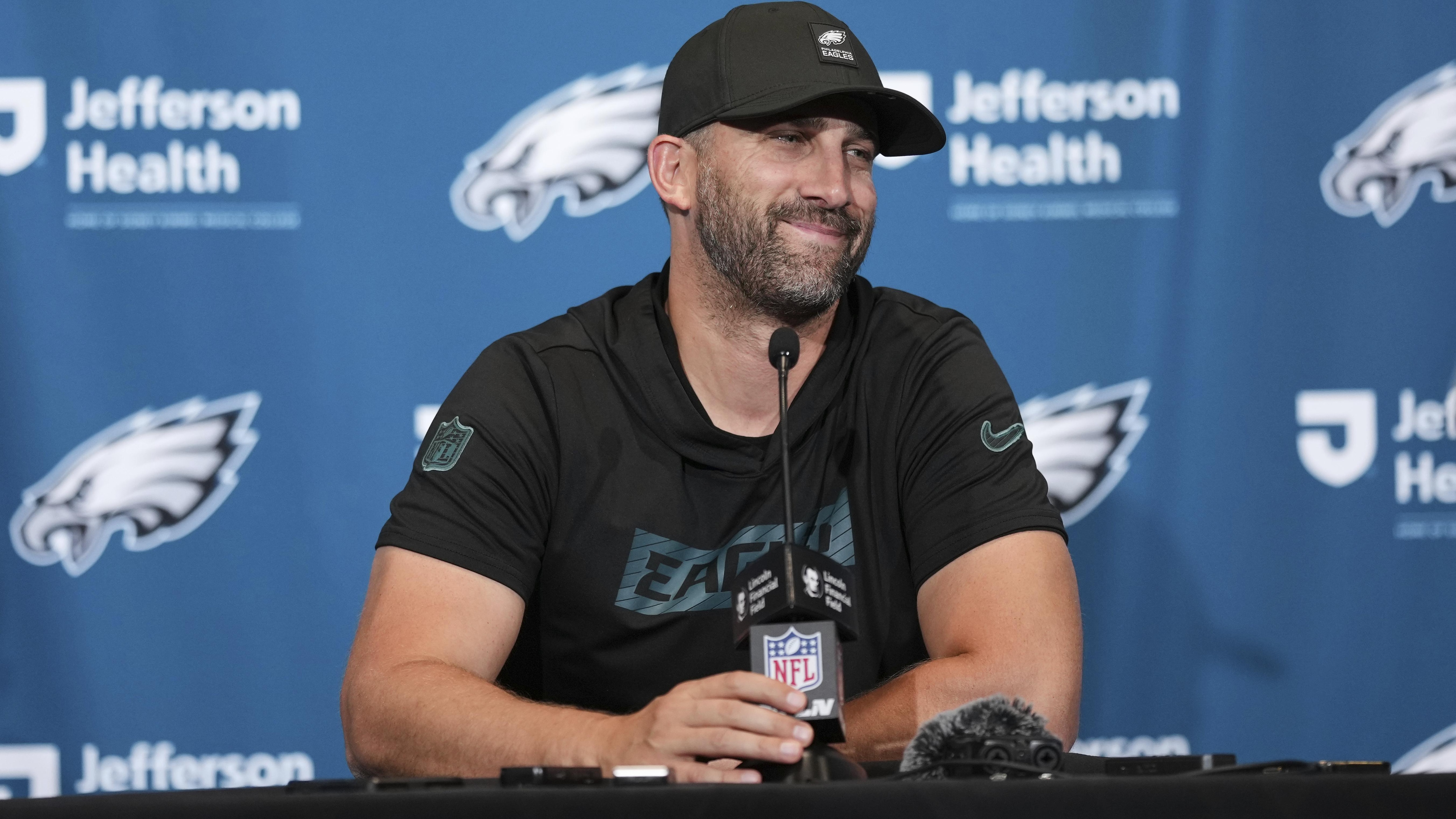 Nick Sirianni Trolled Eagles, Said They’d Abandon Tush Push Play in Team Meeting Video