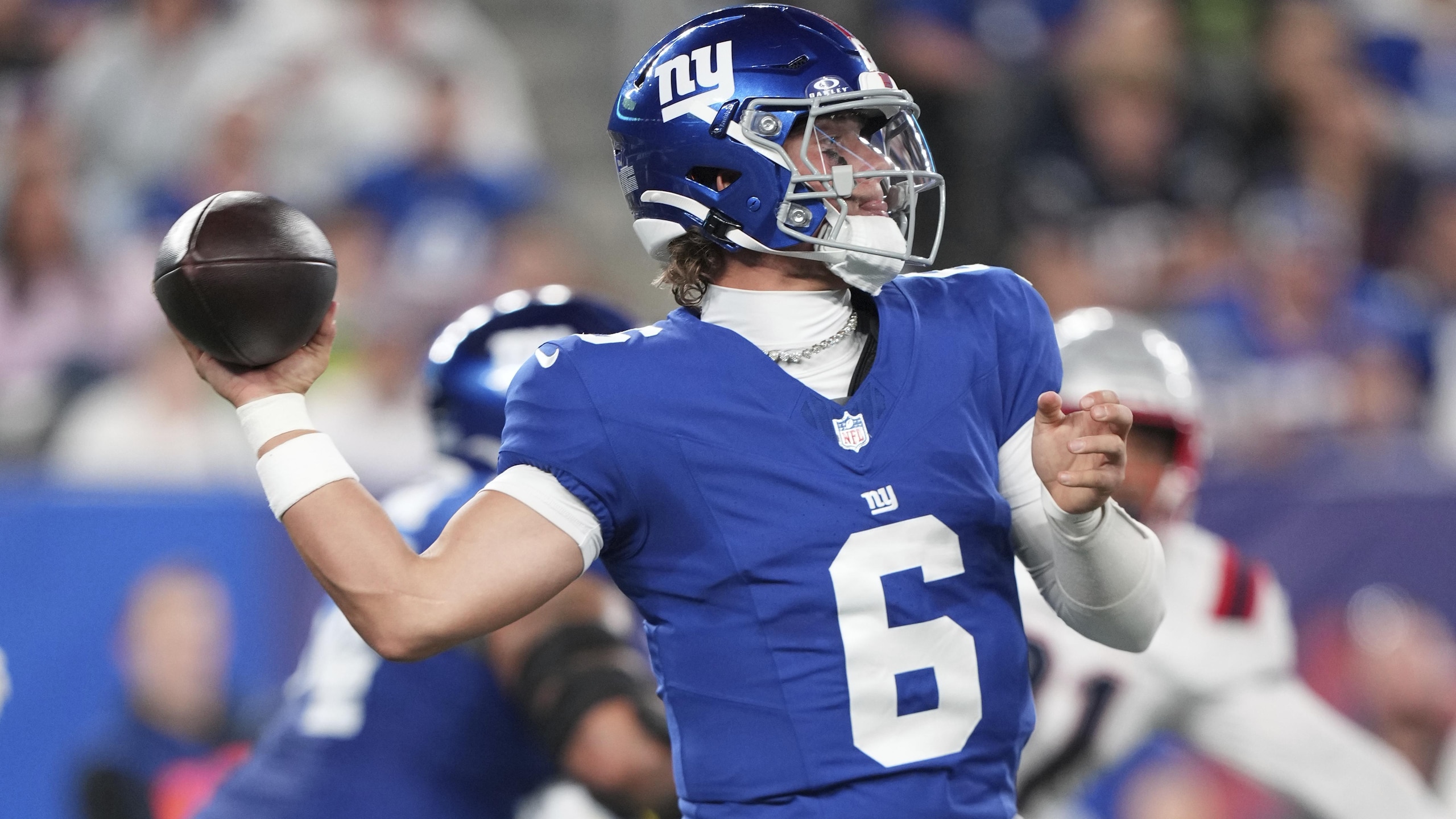 Patriots Giants Football