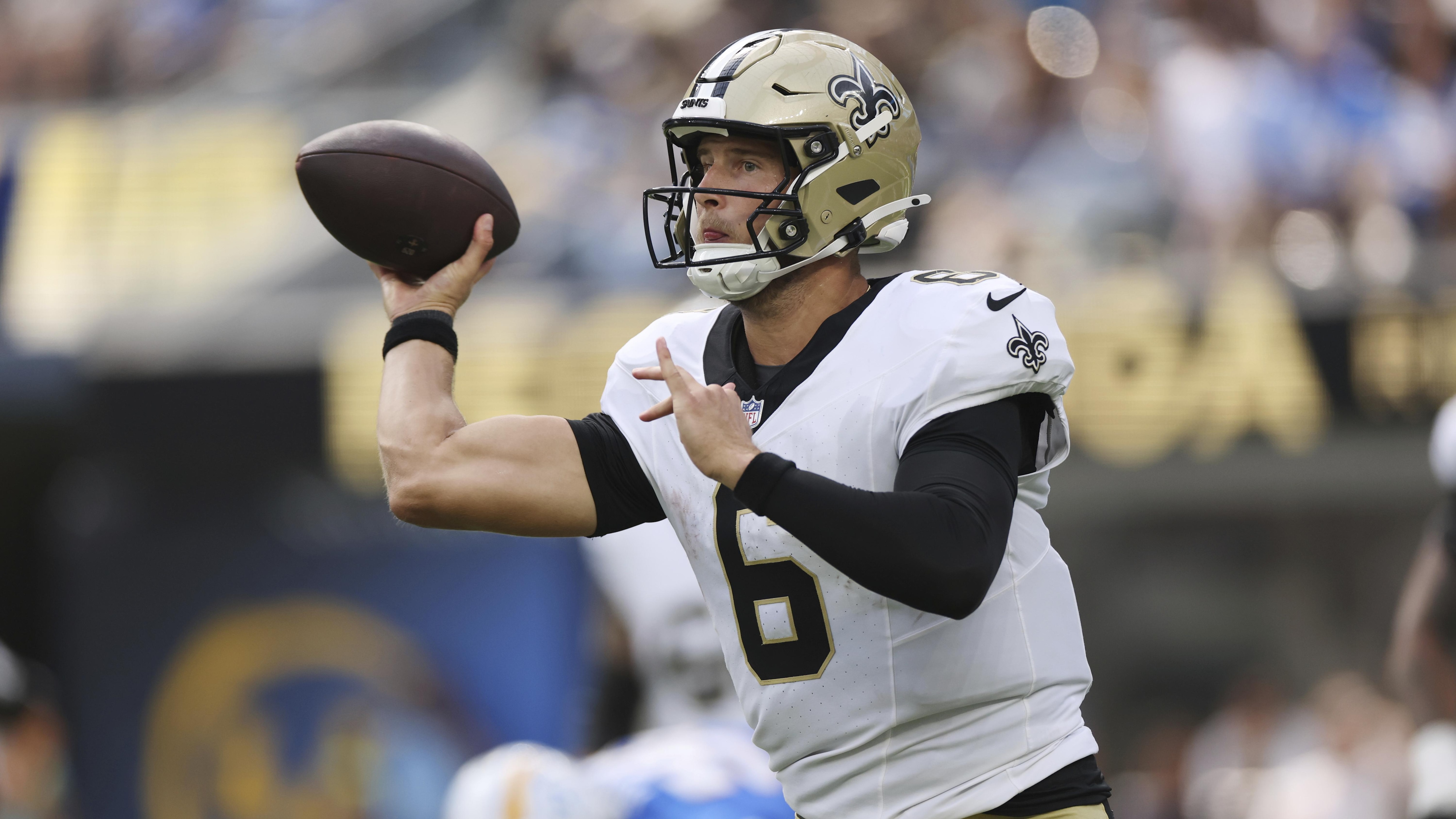 Saints’ Tyler Shough to Start vs. Jaguars amid QB1 Battle with Spencer Rattler