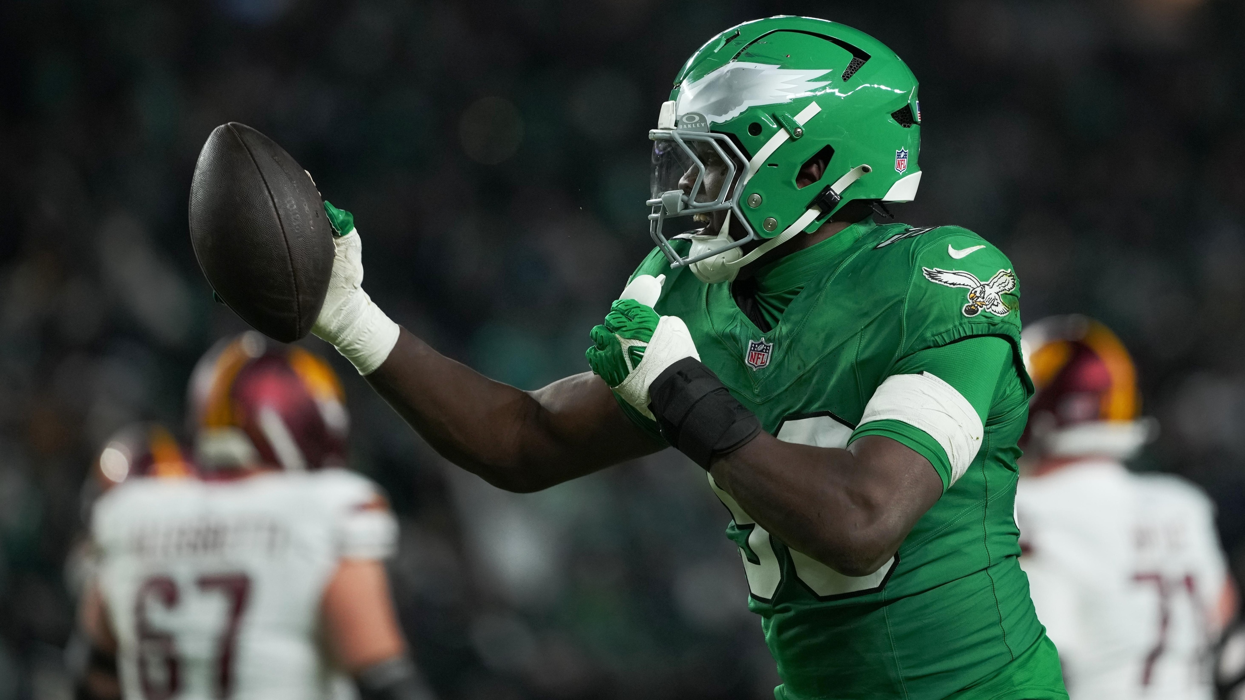 Commanders Eagles Football