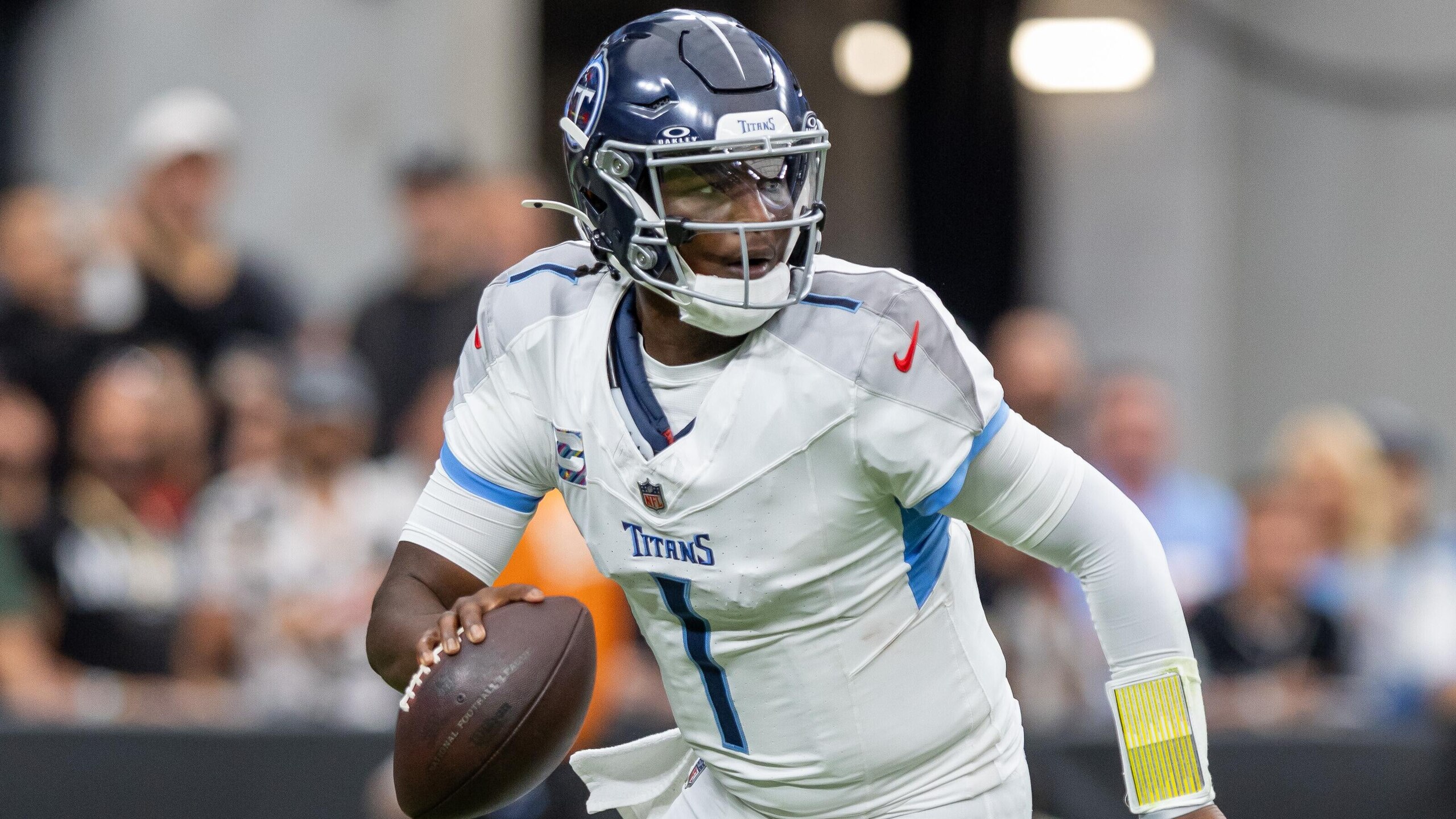 Titans Raiders Football