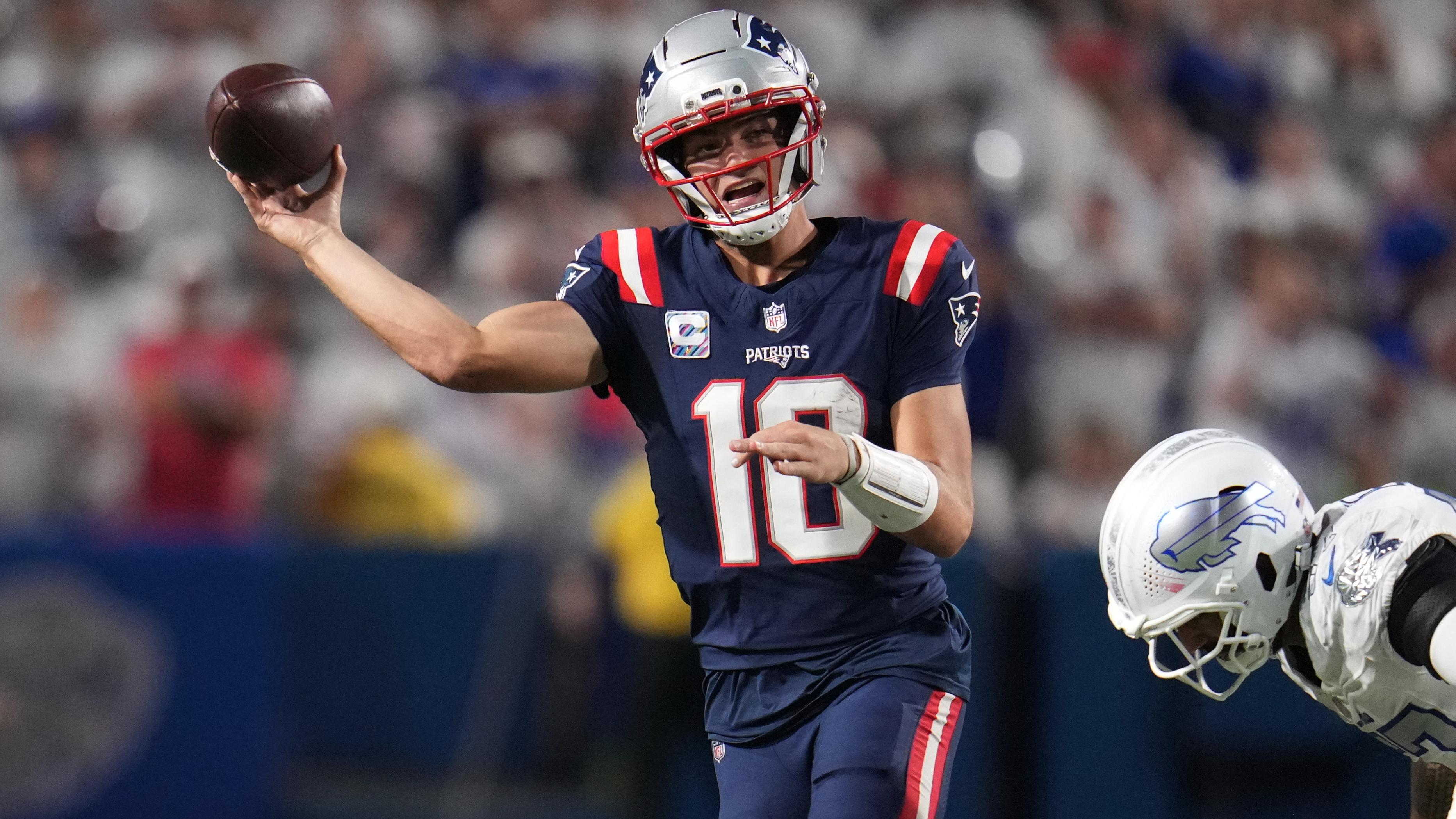 Patriots Bills Football