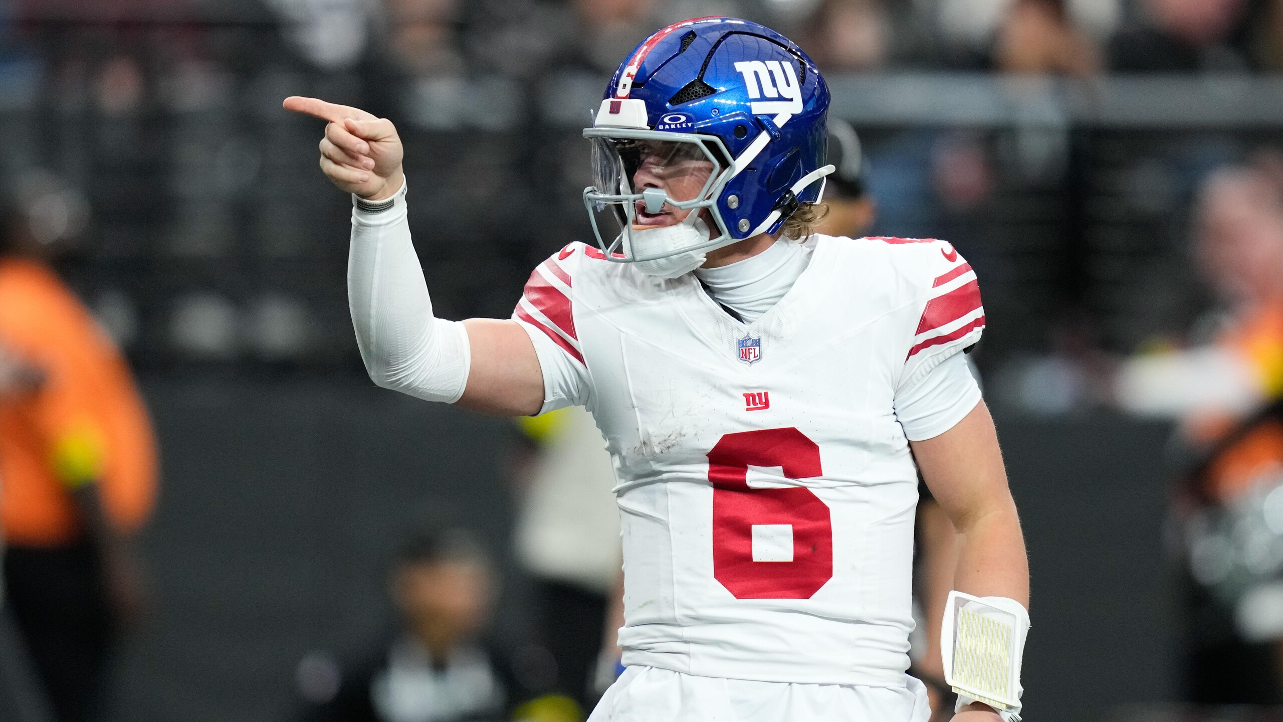Giants Raiders Football