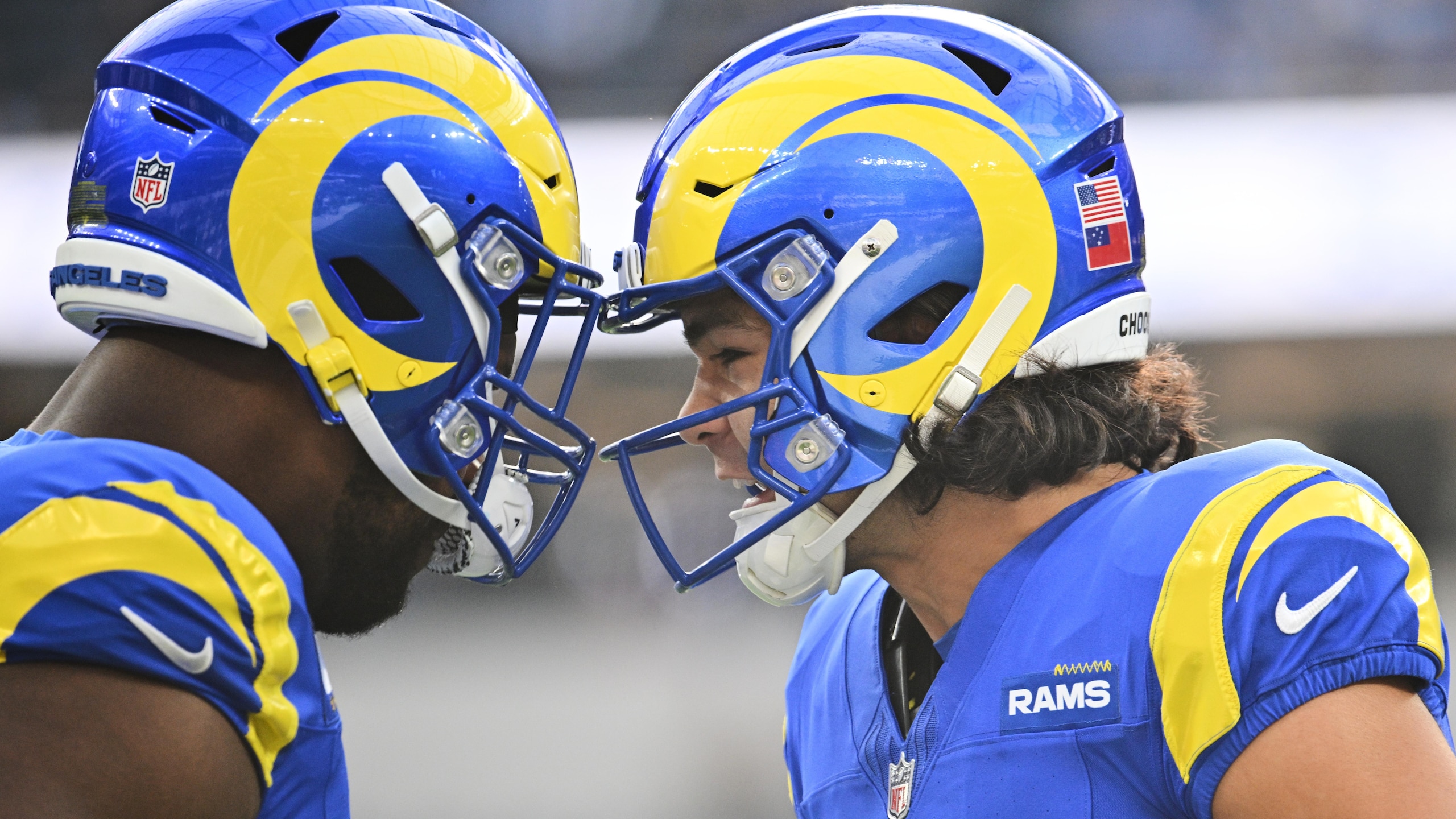 Lions Rams Football